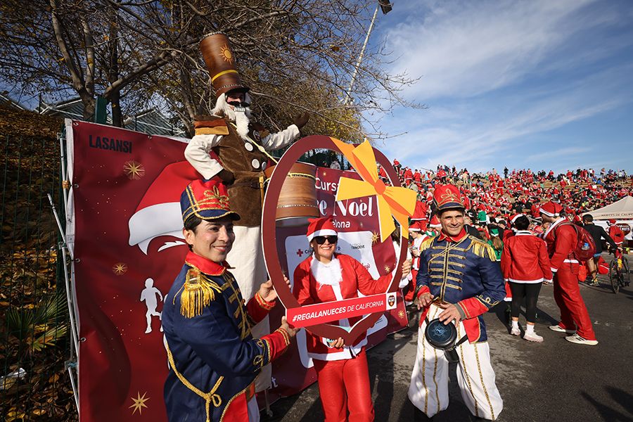 Las mejores fotos de la Carrera de Papá Noel de Barcelona 2025. 189