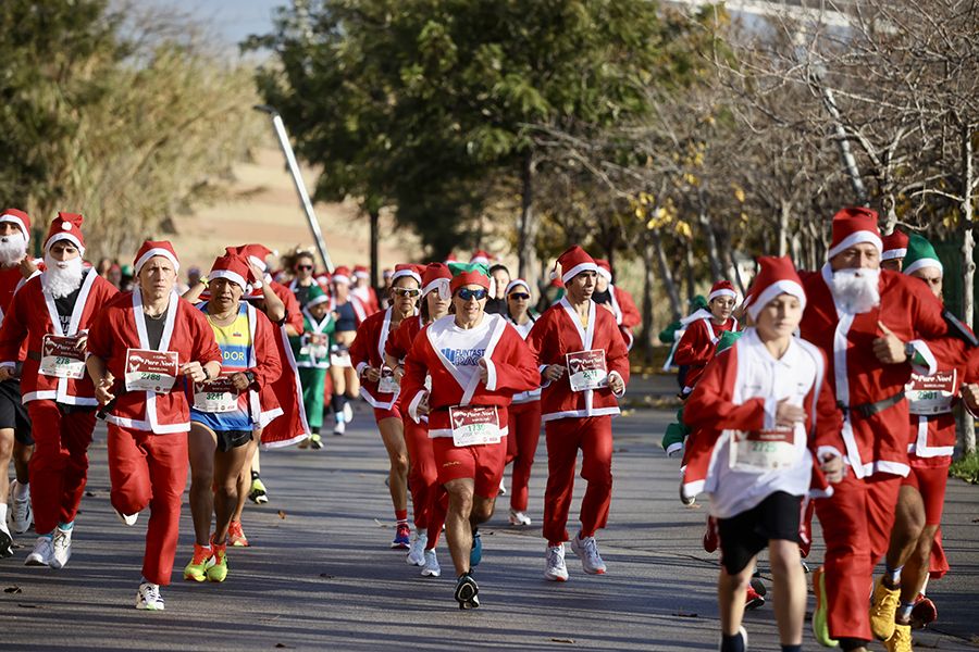 Las mejores fotos de la Carrera de Papá Noel de Barcelona 2025. 462