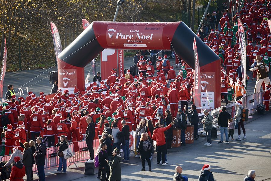 Las mejores fotos de la Carrera de Papá Noel de Barcelona 2025. 510