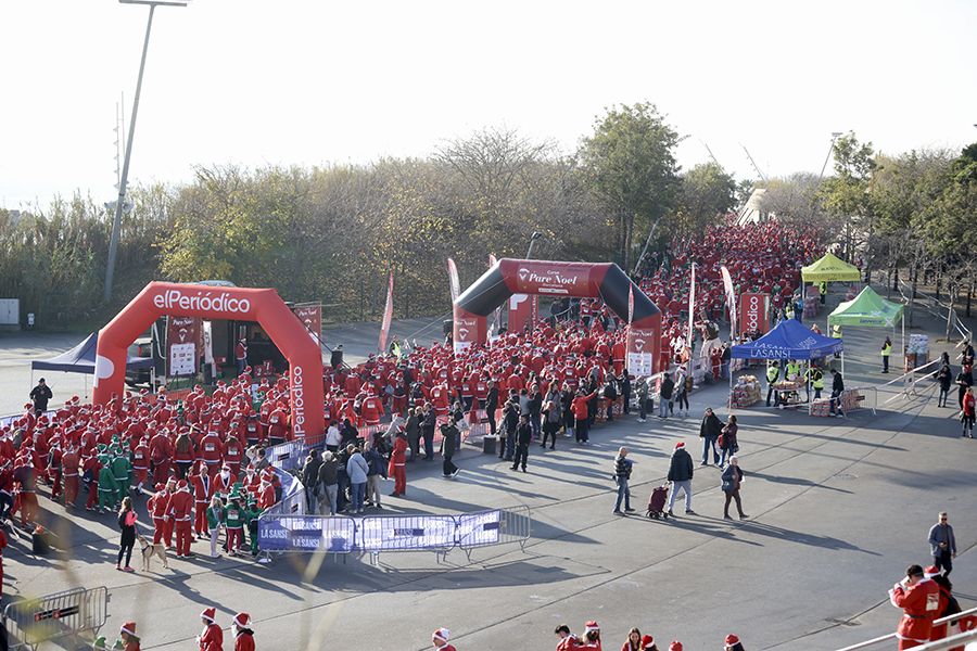 Las mejores fotos de la Carrera de Papá Noel de Barcelona 2025. 512