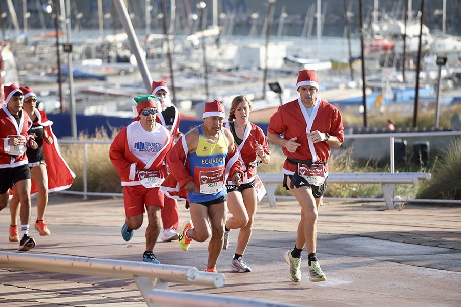 Las mejores fotos de la Carrera de Papá Noel de Barcelona 2025. 522