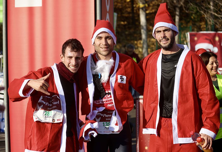 Las mejores fotos de la Carrera de Papá Noel de Barcelona 2025. 743