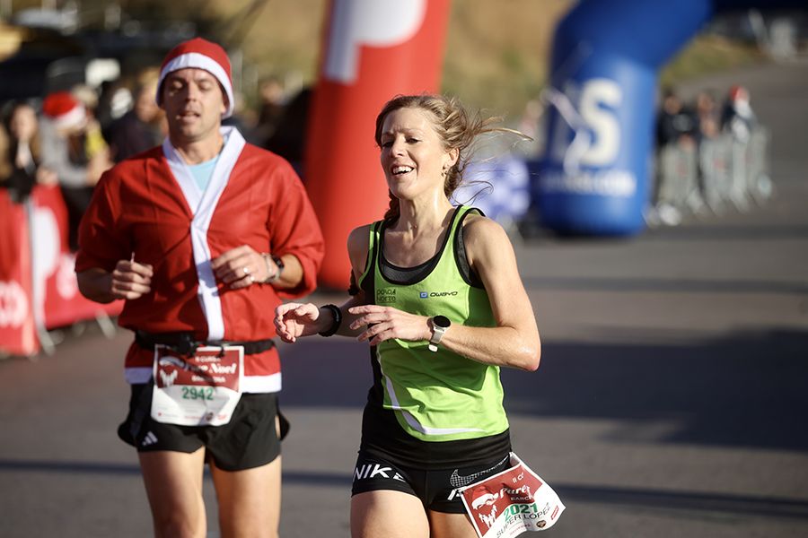 Las mejores fotos de la Carrera de Papá Noel de Barcelona 2025. 748