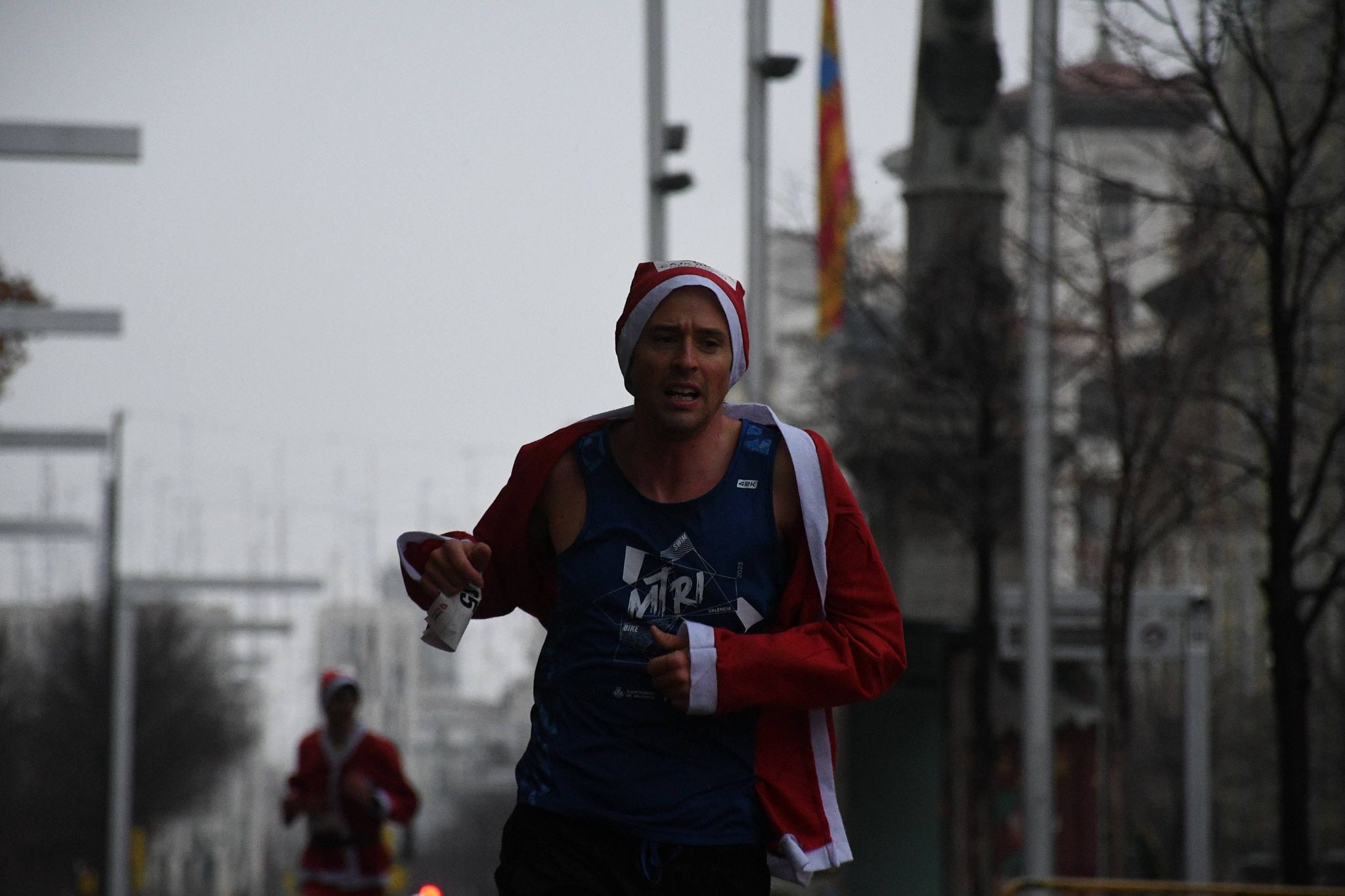 Las mejores fotos de la Carrera de Papá Noel de Zaragoza 2025. Independencia. 3882