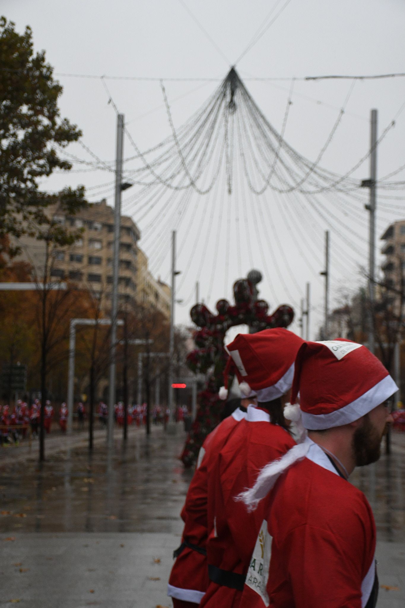 Las mejores fotos de la Carrera de Papá Noel de Zaragoza 2025. Independencia. 4212