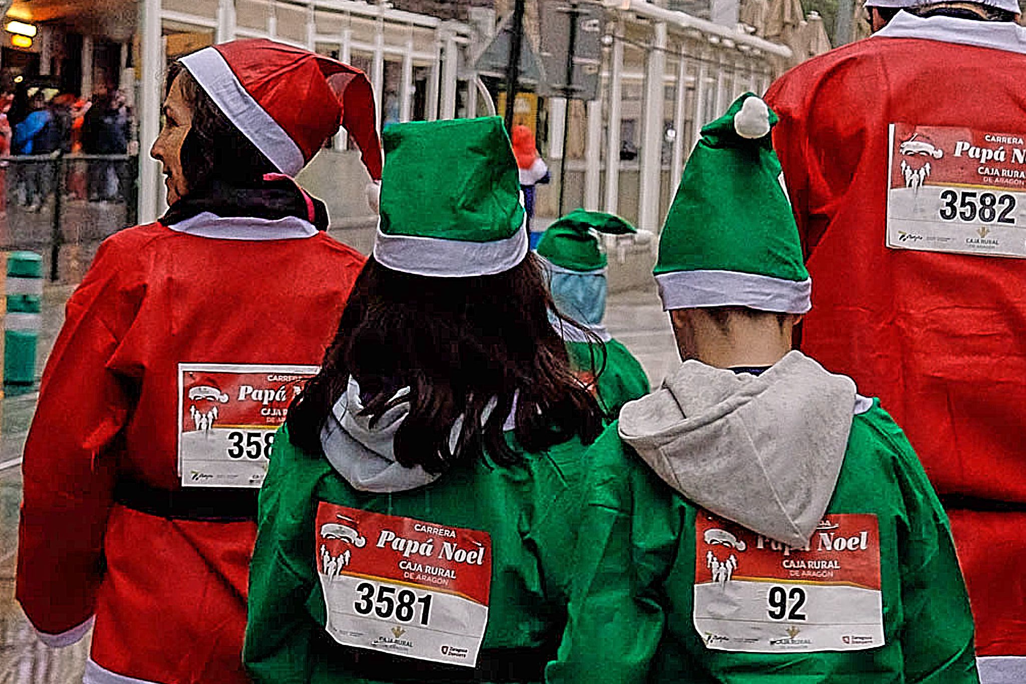 Las mejores fotos de la Carrera de Papá Noel de Zaragoza 2025. Coso. 7562