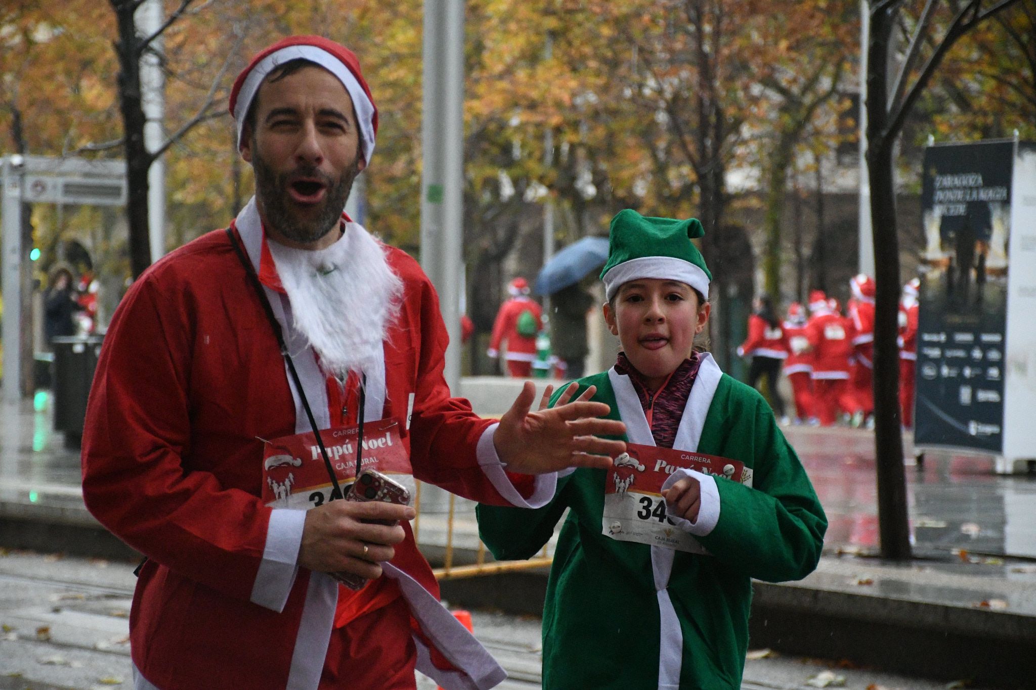 Las mejores fotos de la Carrera de Papá Noel de Zaragoza 2025. Independencia. 4396