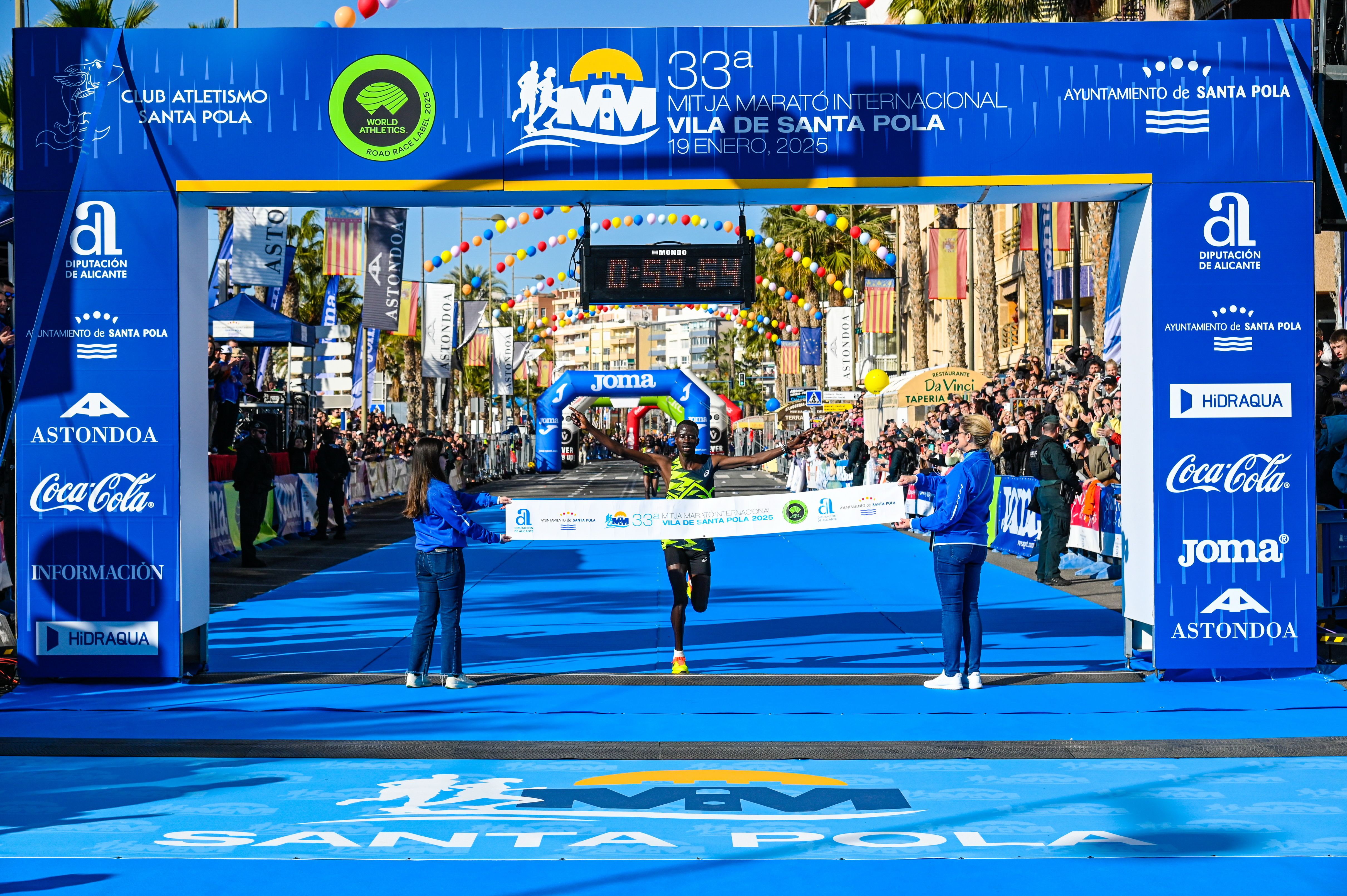 El Medio Maratón de Santa Pola propicia cada año grandes marcas