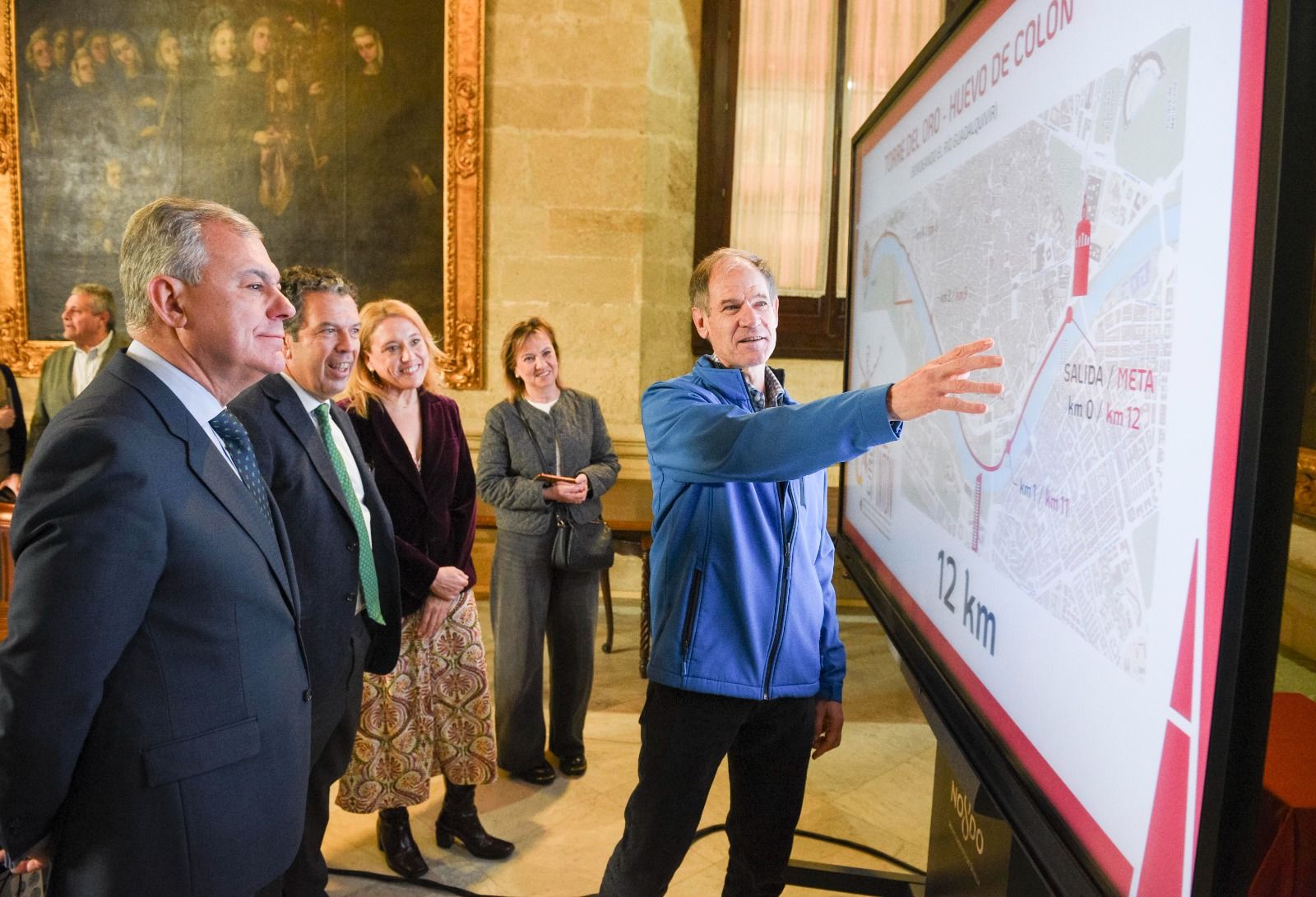Abel Antón junto al Alcalde de Sevilla en la presentación del nuevo circuito