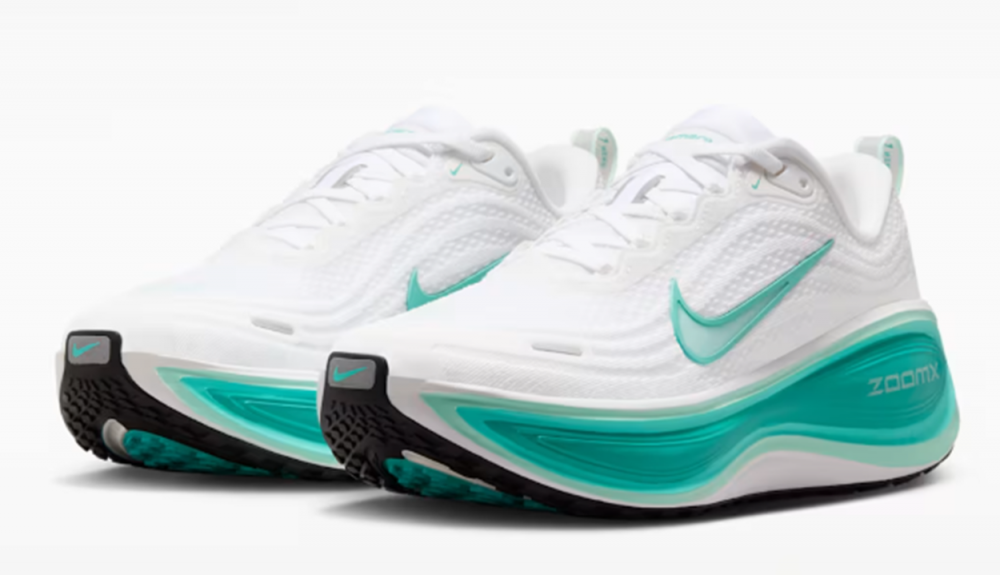 Las Nike Vomero Plus están disponibles en múltiples combinaciones de colores