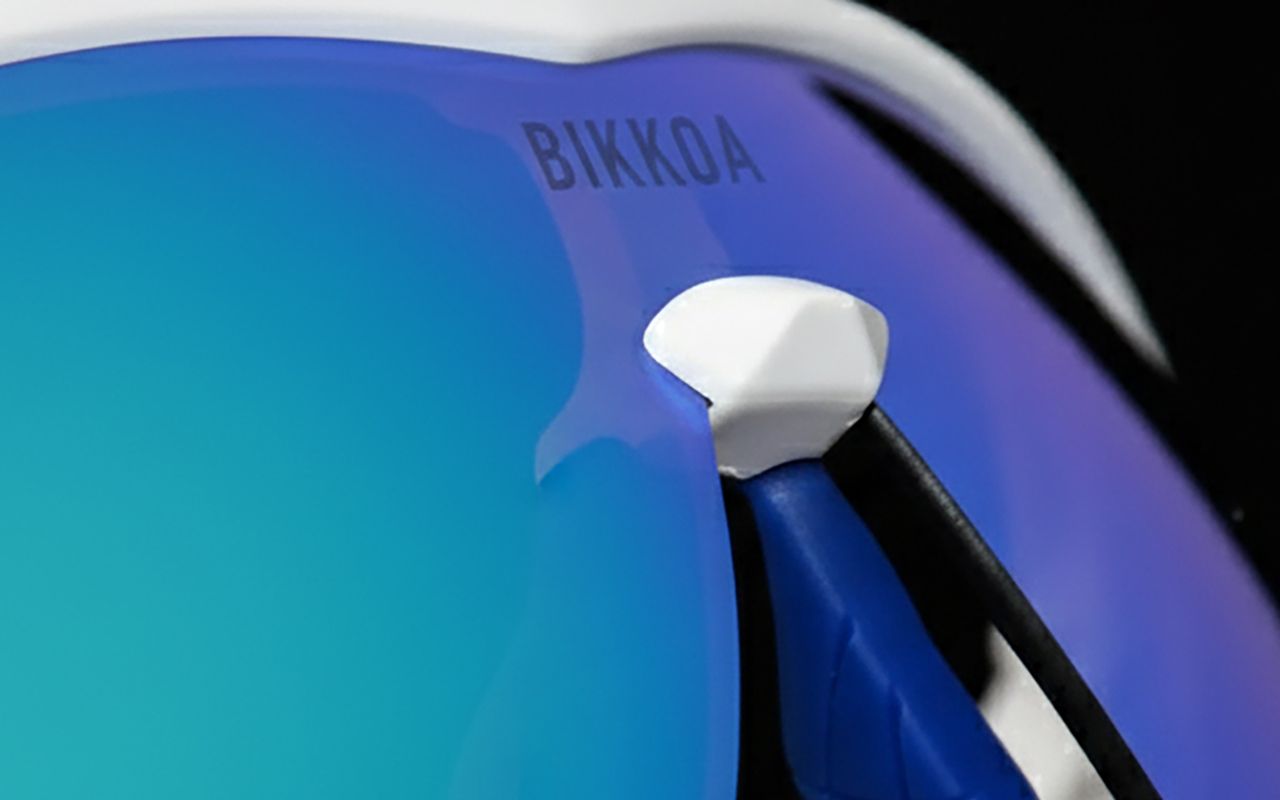 Bikkoa Marathon Black 02 4x5