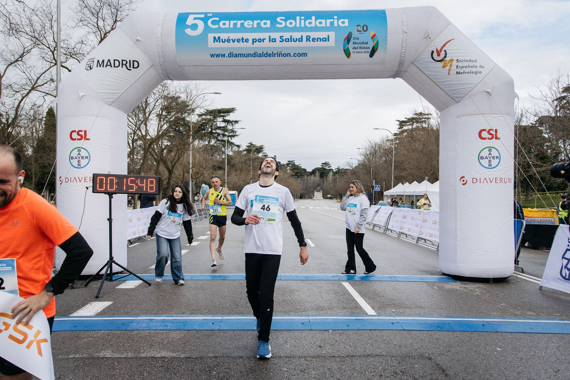 Carrera Solidaria "Muévete por la Salud Renal" carrera salida y meta Late mi Lente 22