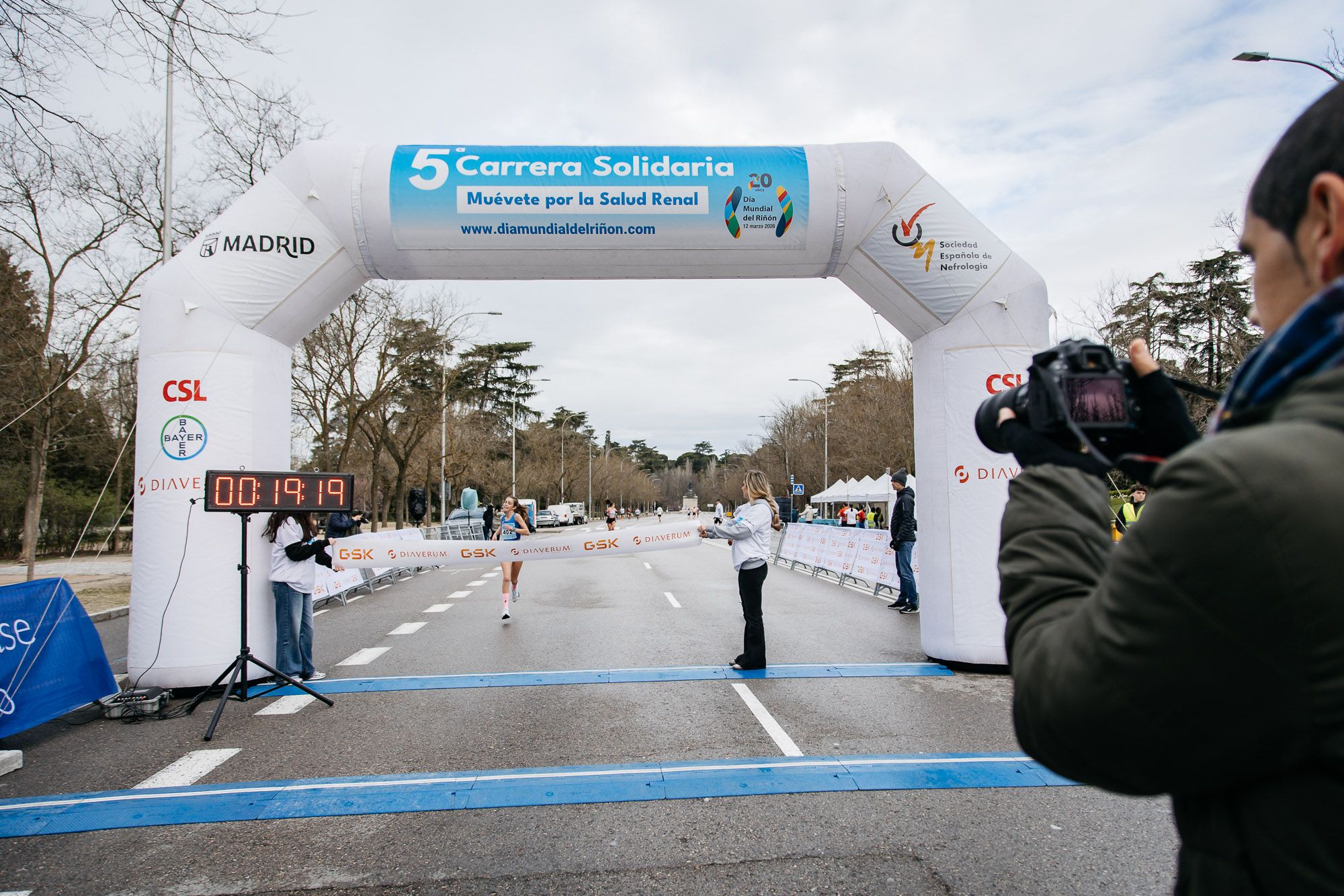 Carrera Solidaria "Muévete por la Salud Renal" carrera salida y meta Late mi Lente 40
