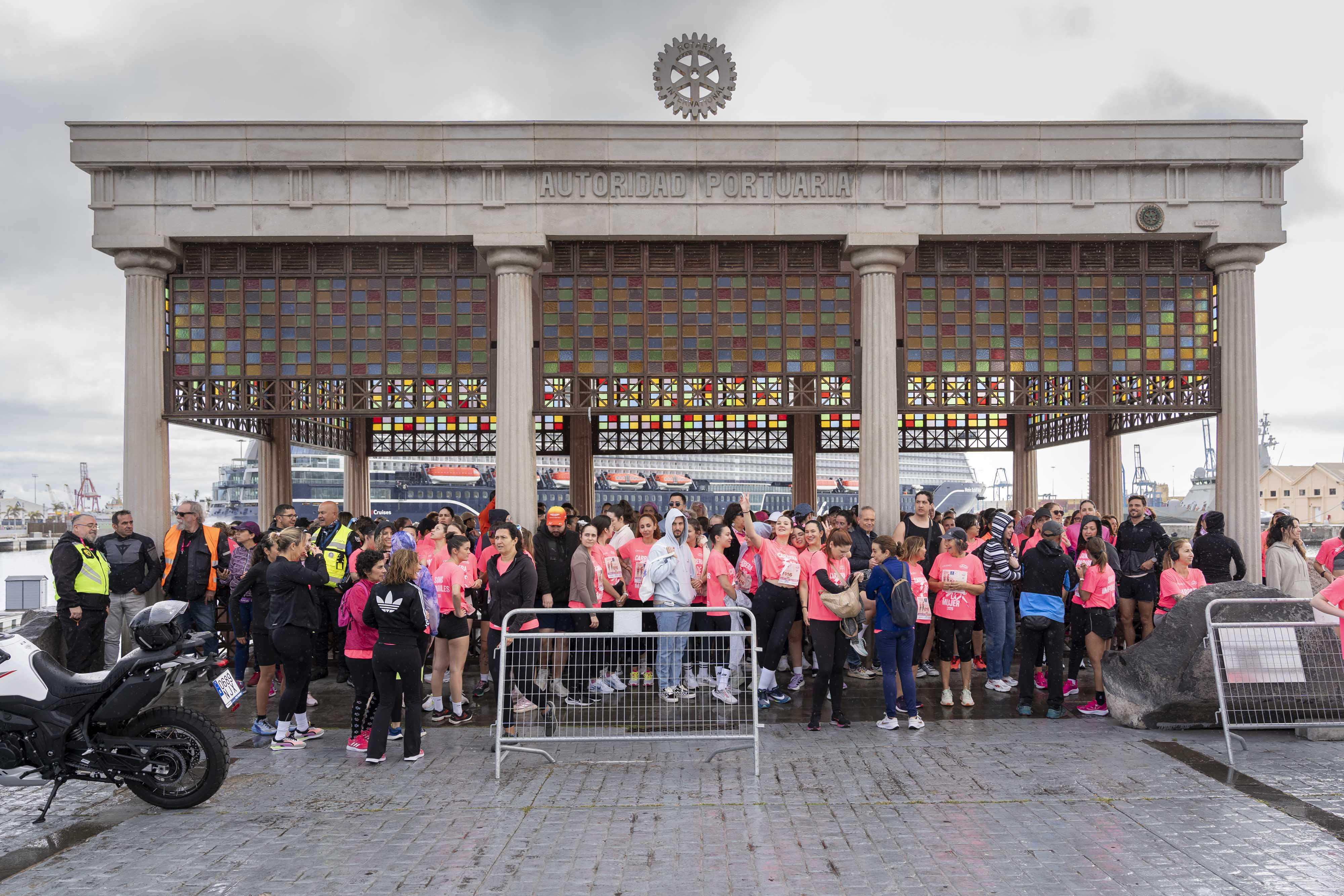 Las mejores fotos de la Carrera de la Mujer Central Lechera Asturiana de Gran Canaria 2026. Alex Basha   17