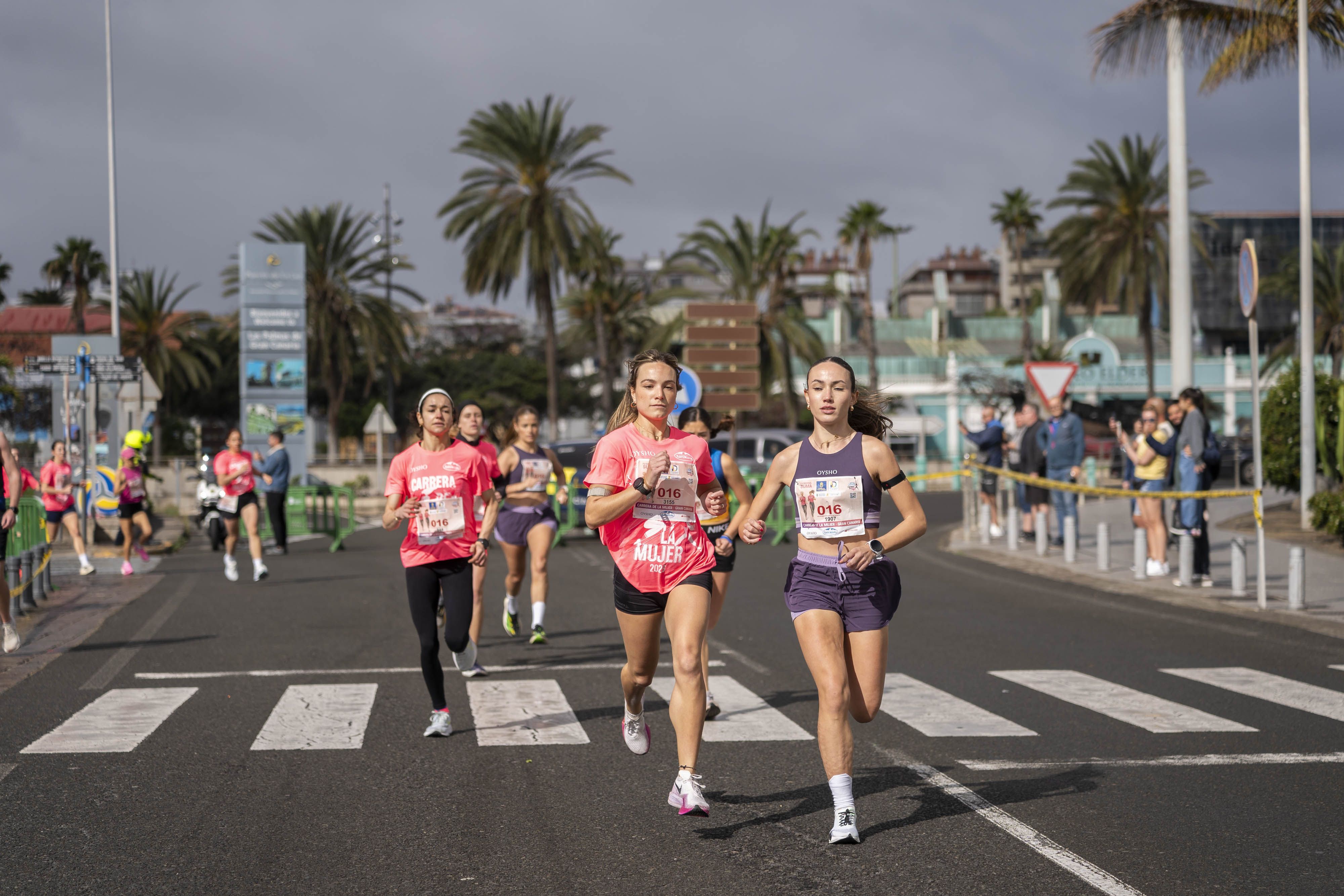 Las mejores fotos de la Carrera de la Mujer Central Lechera Asturiana de Gran Canaria 2026. Alex Basha   49