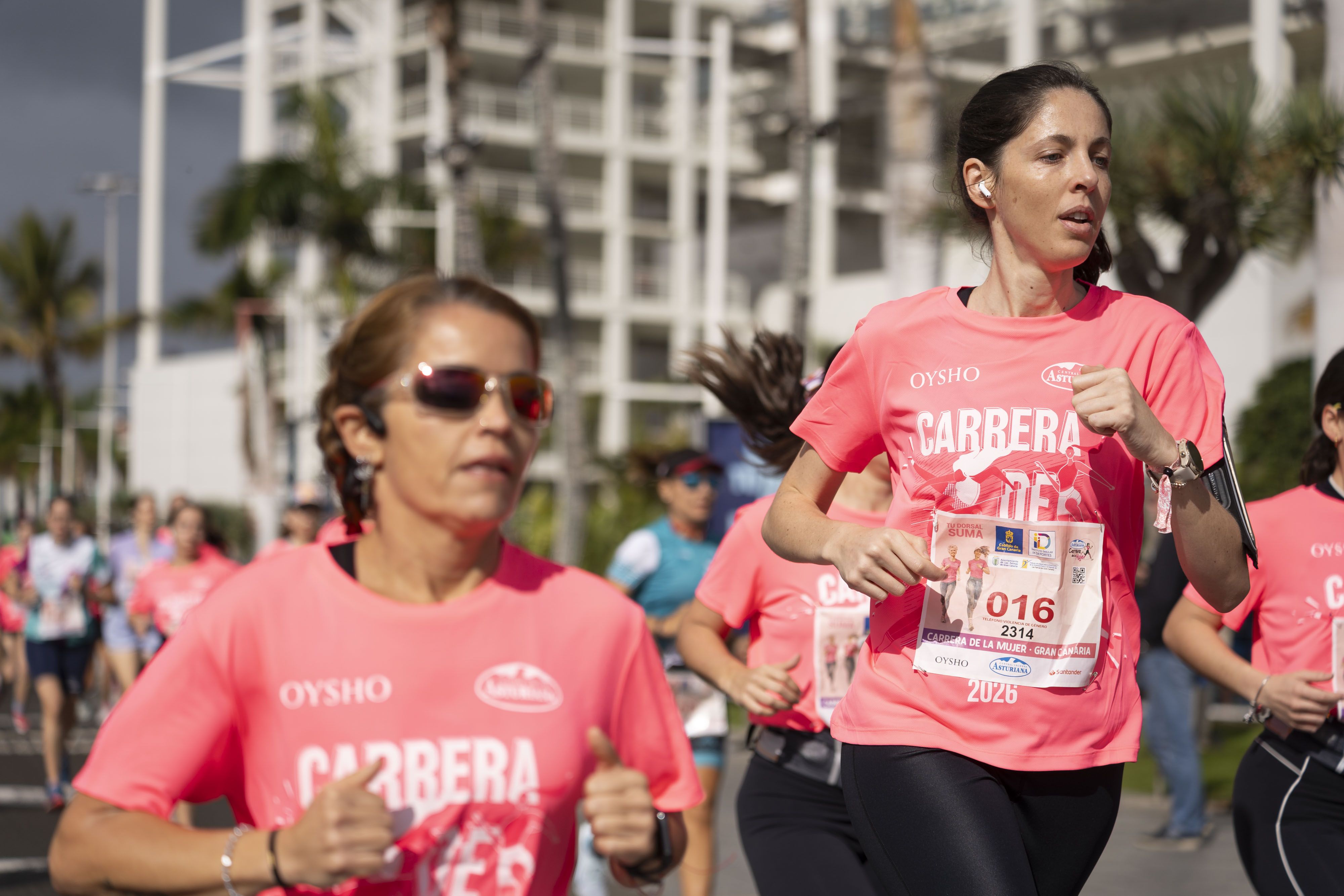 Las mejores fotos de la Carrera de la Mujer Central Lechera Asturiana de Gran Canaria 2026. Alex Basha   56