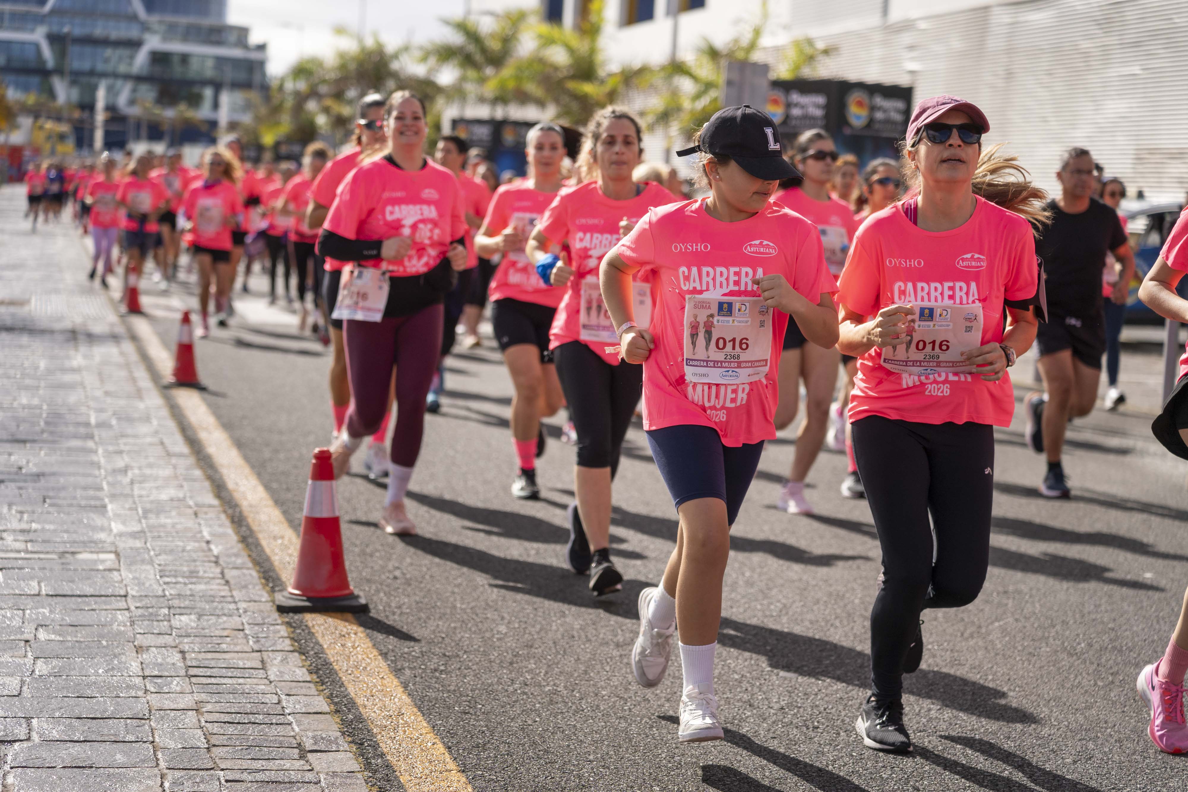 Las mejores fotos de la Carrera de la Mujer Central Lechera Asturiana de Gran Canaria 2026. Alex Basha   73