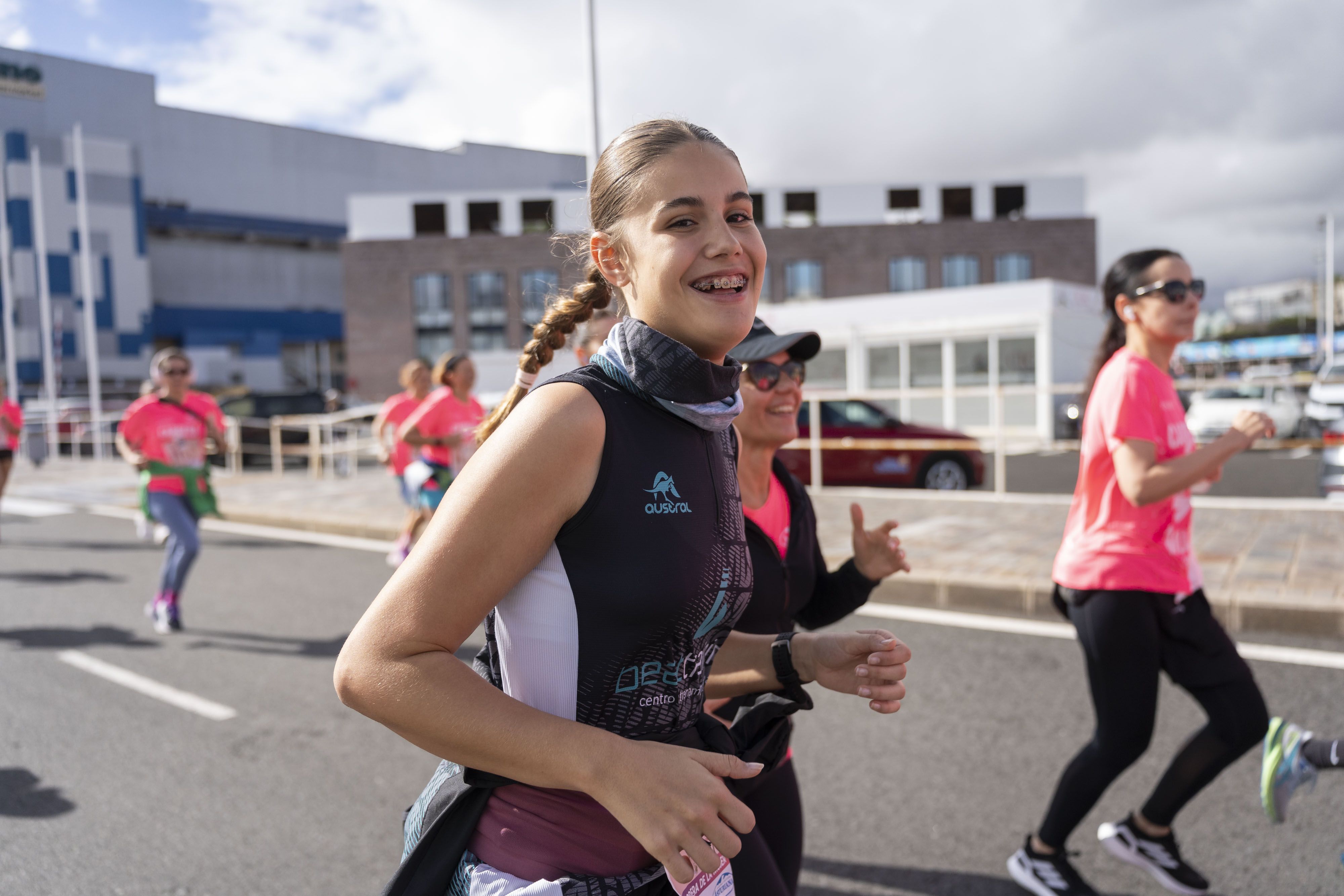 Las mejores fotos de la Carrera de la Mujer Central Lechera Asturiana de Gran Canaria 2026. Alex Basha   78