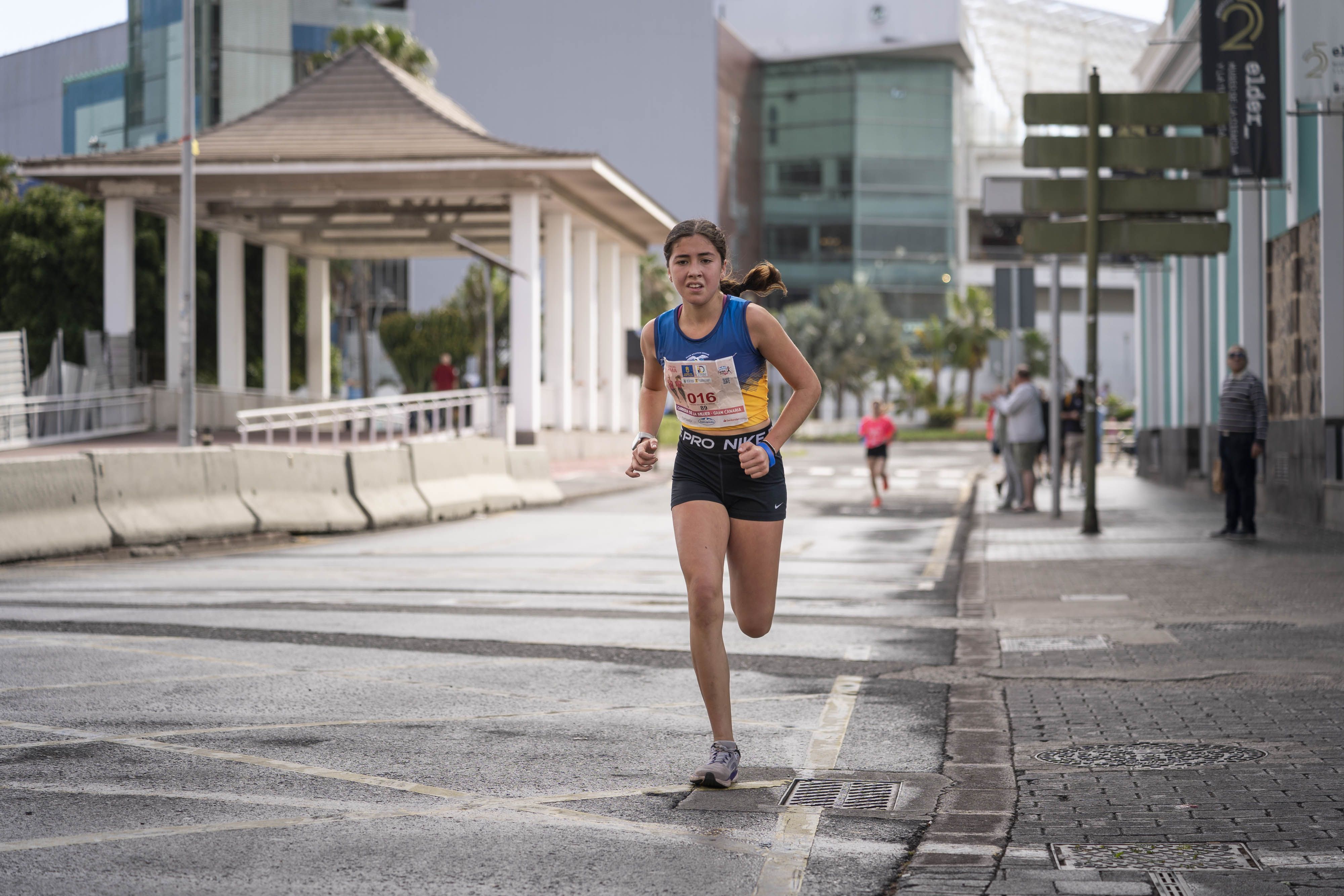 Las mejores fotos de la Carrera de la Mujer Central Lechera Asturiana de Gran Canaria 2026. Alex Basha   89