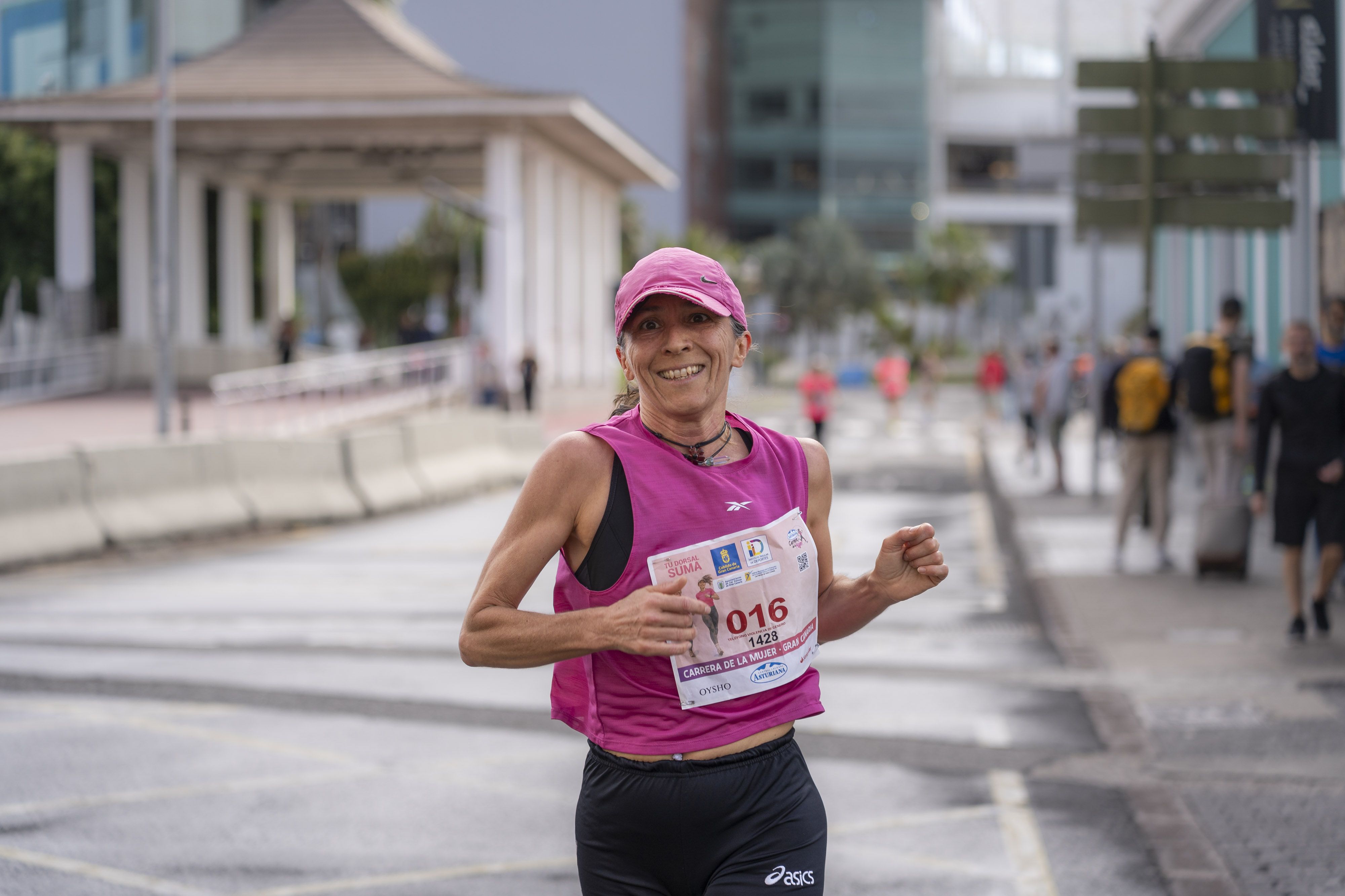 Las mejores fotos de la Carrera de la Mujer Central Lechera Asturiana de Gran Canaria 2026. Alex Basha   92