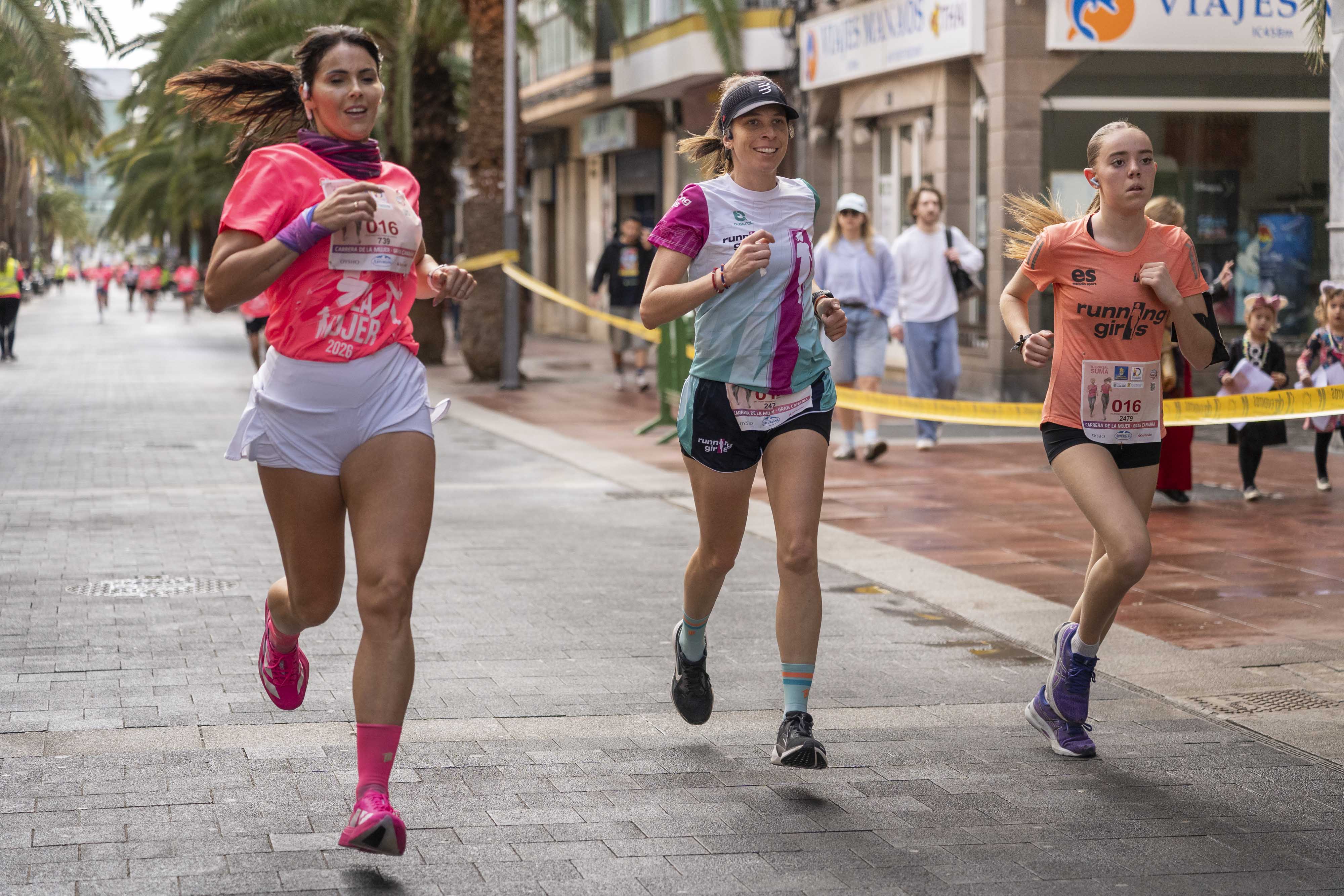 Las mejores fotos de la Carrera de la Mujer Central Lechera Asturiana de Gran Canaria 2026. Alex Basha   97