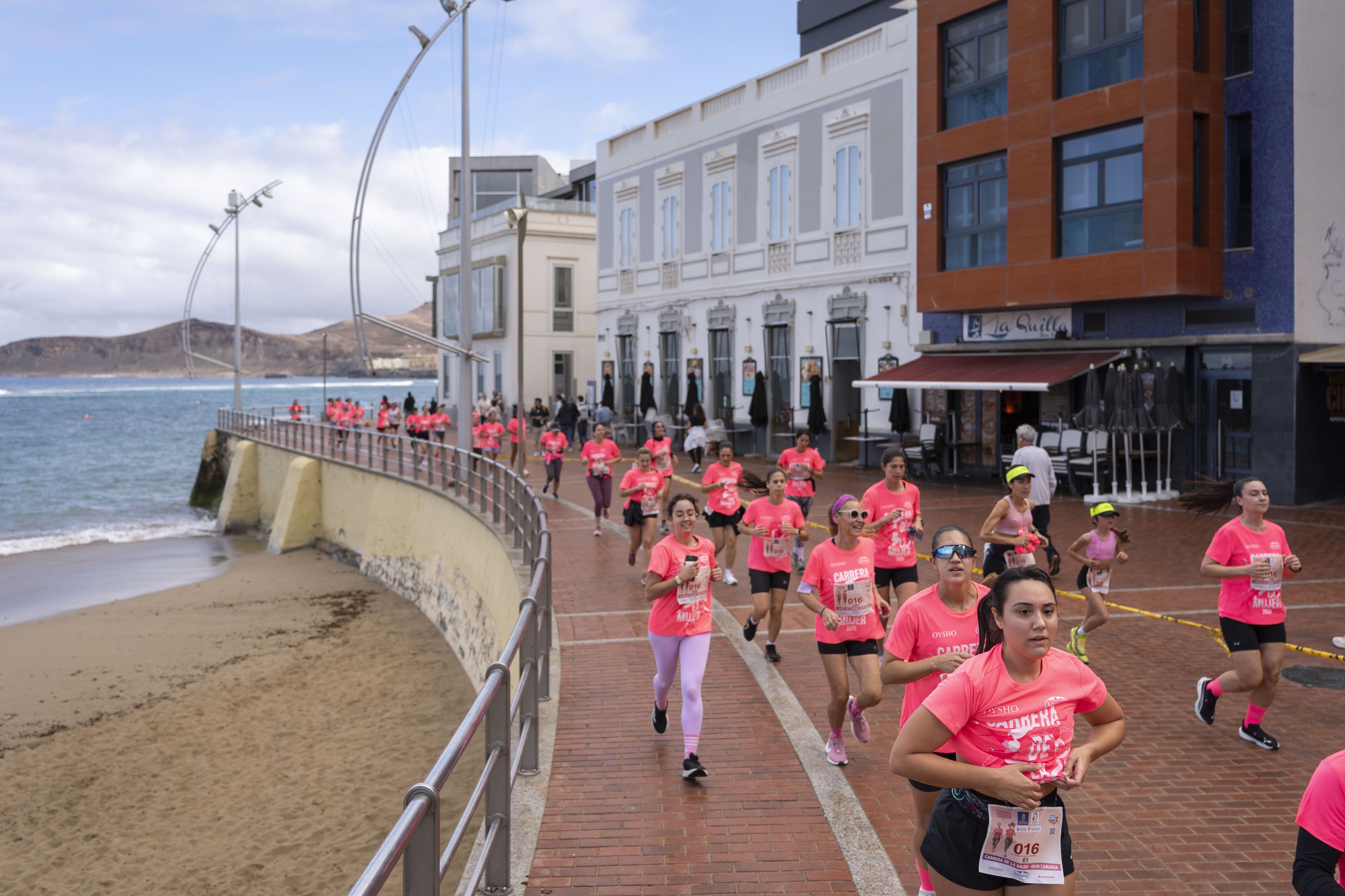 Las mejores fotos de la Carrera de la Mujer Central Lechera Asturiana de Gran Canaria 2026. Alex Basha   117