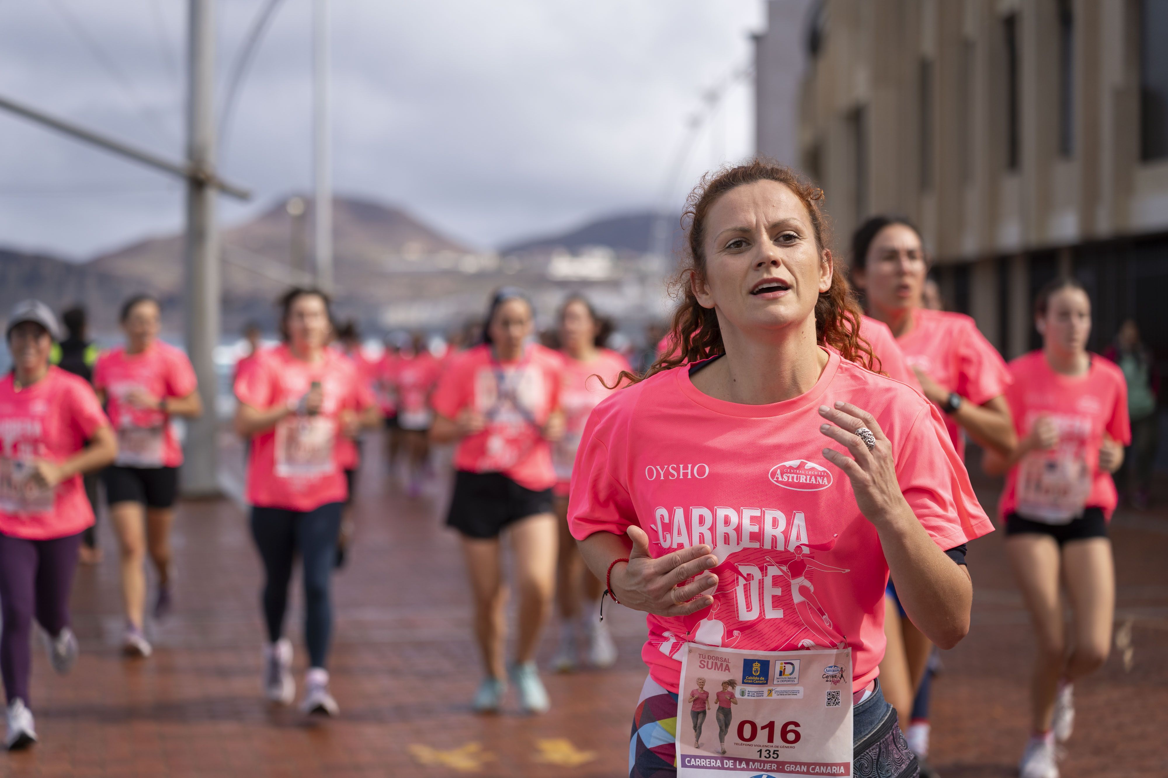 Las mejores fotos de la Carrera de la Mujer Central Lechera Asturiana de Gran Canaria 2026. Alex Basha   133