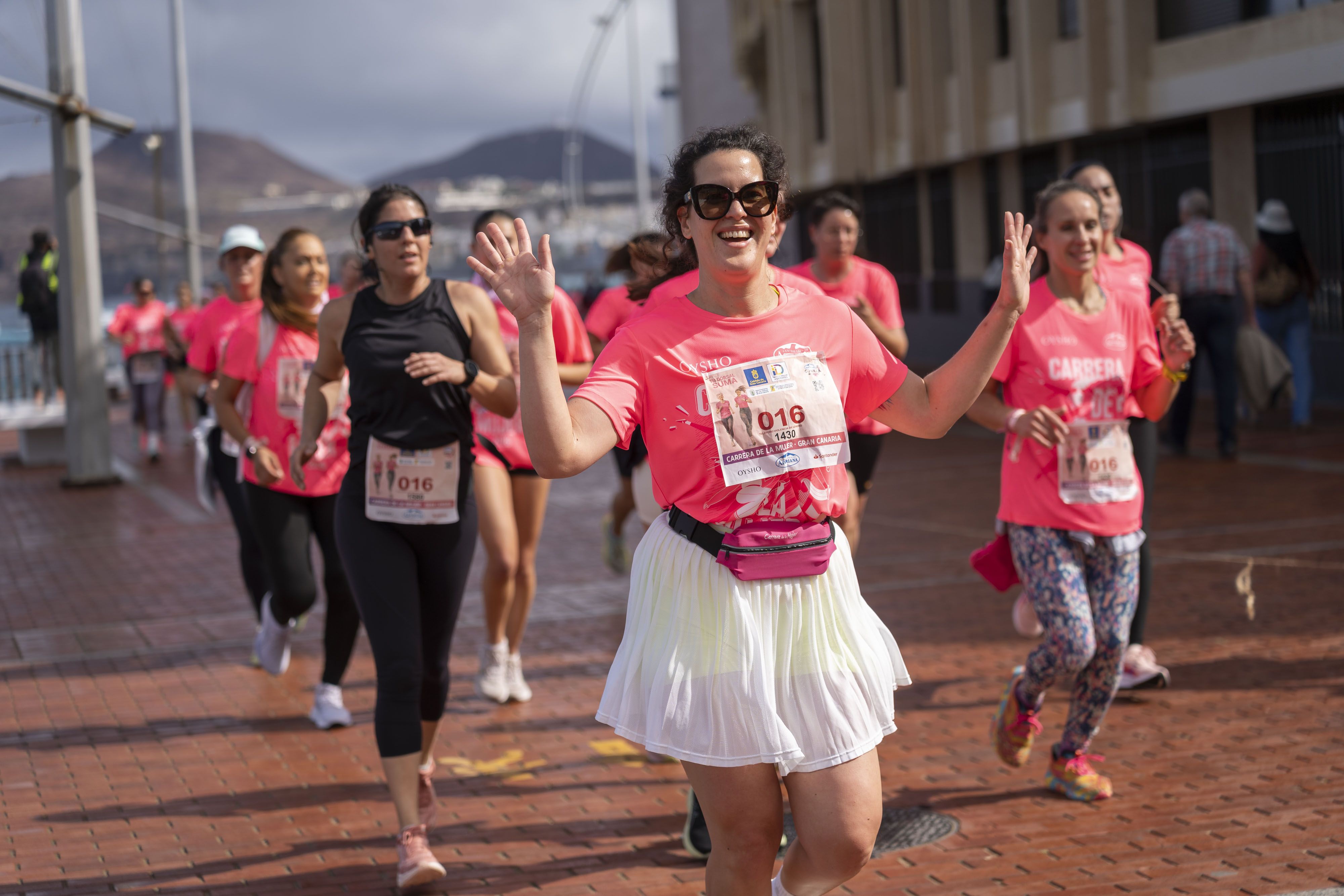 Las mejores fotos de la Carrera de la Mujer Central Lechera Asturiana de Gran Canaria 2026. Alex Basha   139