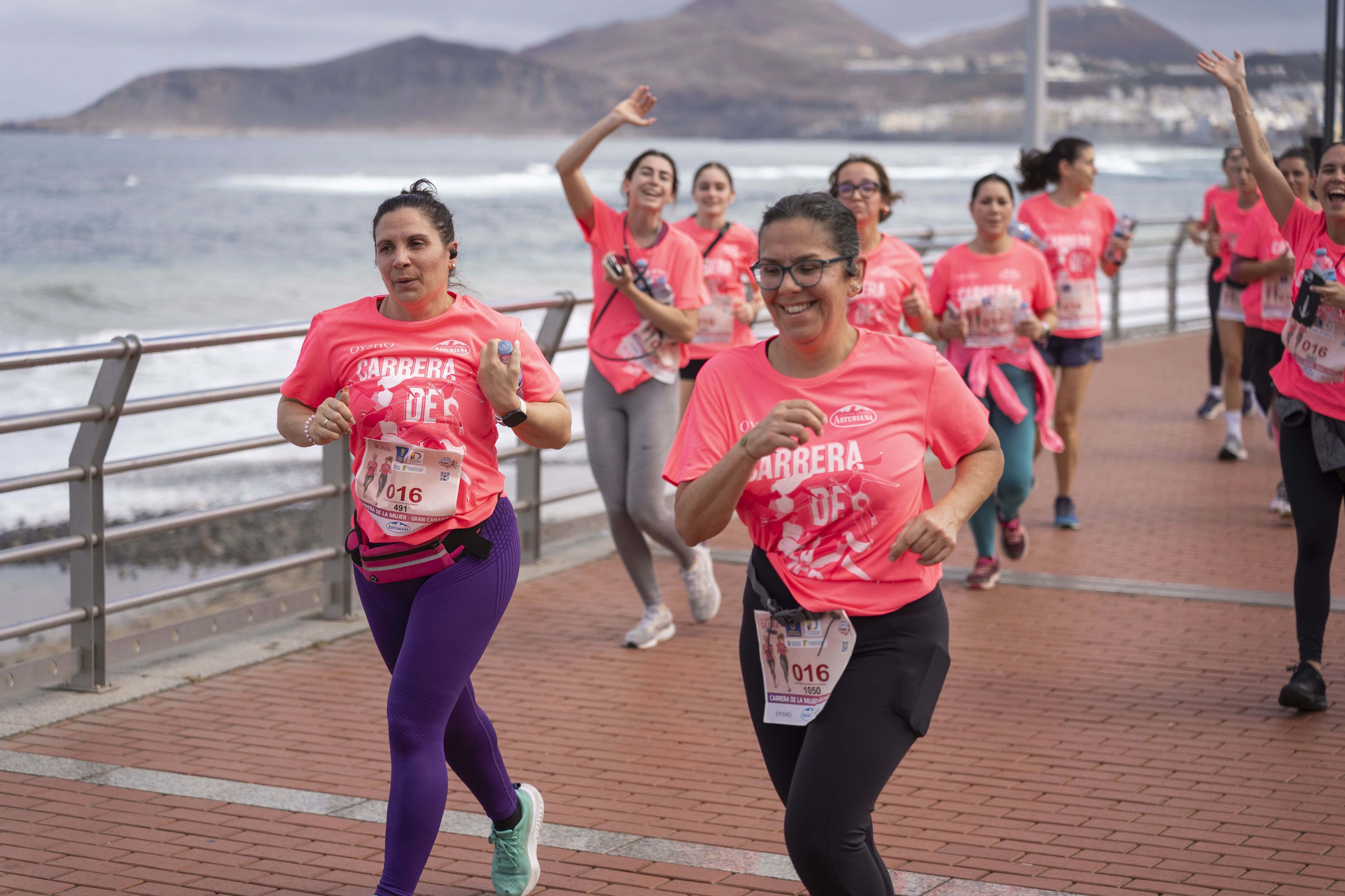 Las mejores fotos de la Carrera de la Mujer Central Lechera Asturiana de Gran Canaria 2026. Alex Basha   165