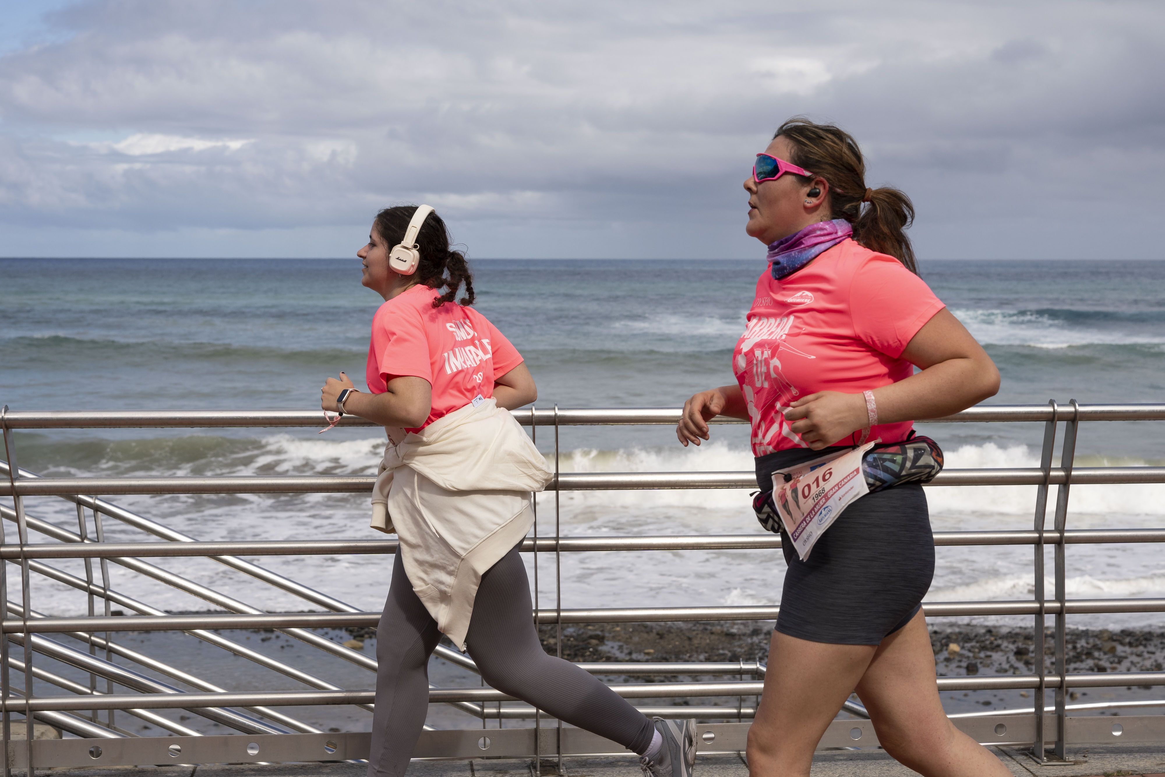Las mejores fotos de la Carrera de la Mujer Central Lechera Asturiana de Gran Canaria 2026. Alex Basha   171