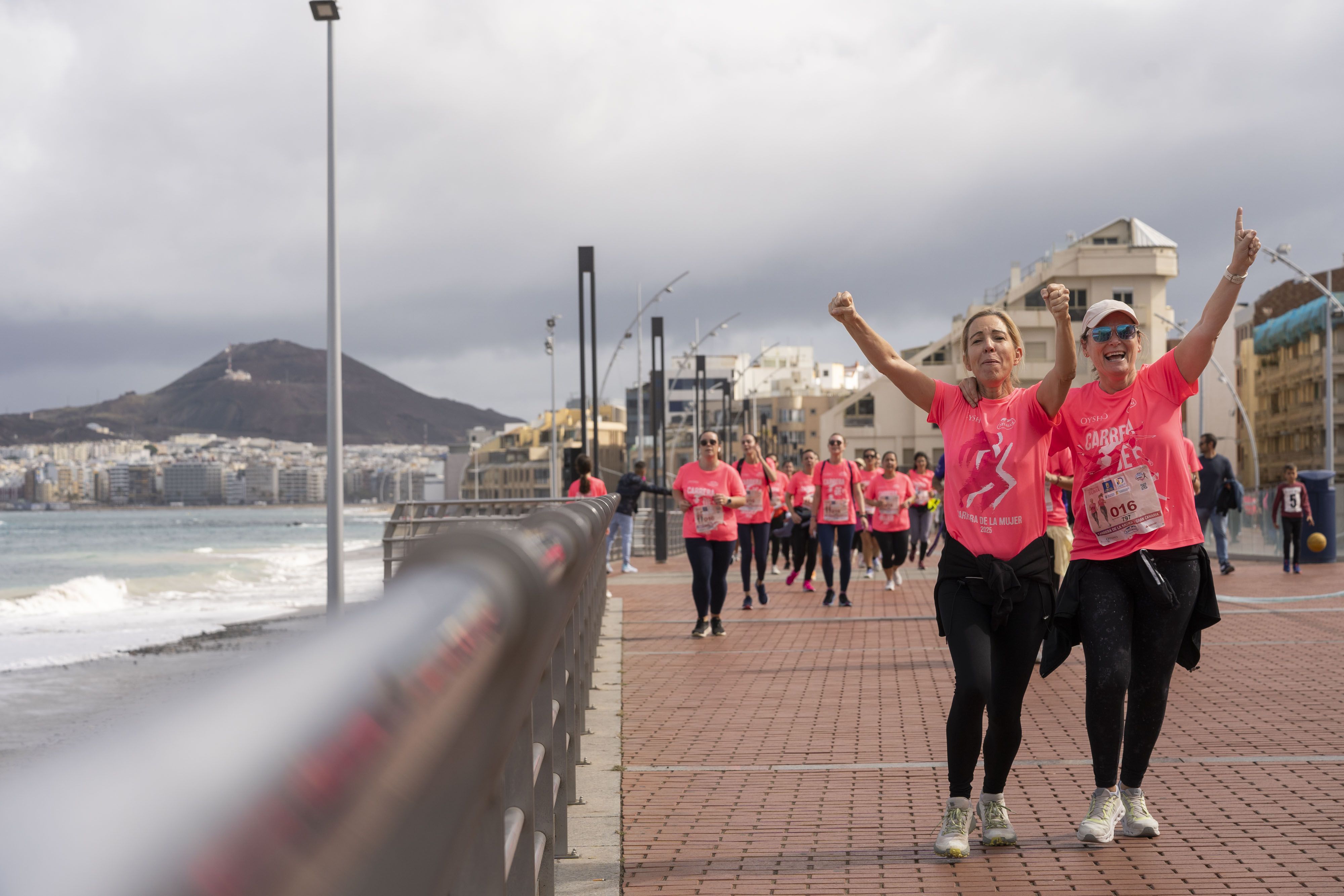 Las mejores fotos de la Carrera de la Mujer Central Lechera Asturiana de Gran Canaria 2026. Alex Basha   174