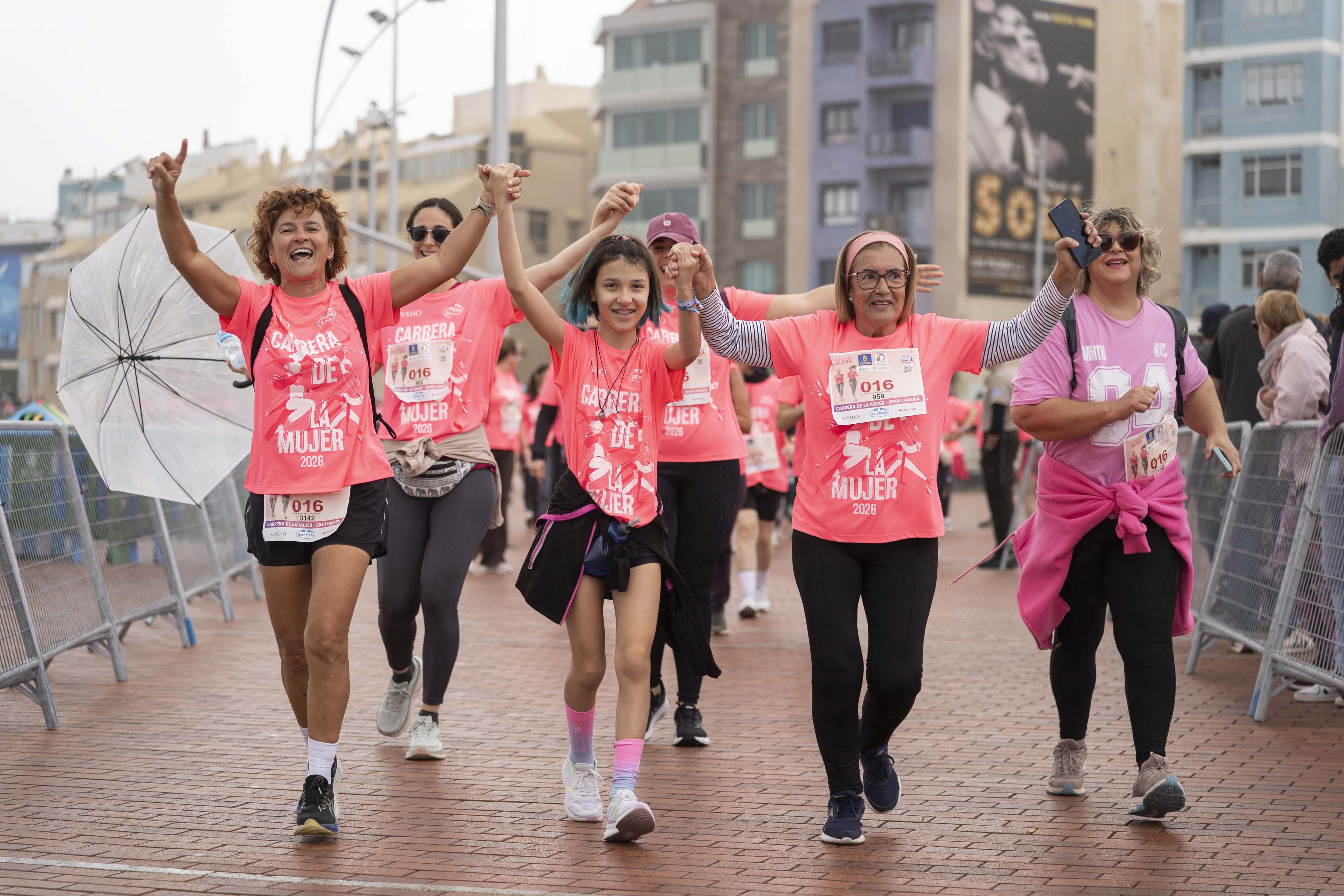 Las mejores fotos de la Carrera de la Mujer Central Lechera Asturiana de Gran Canaria 2026. Alex Basha   208