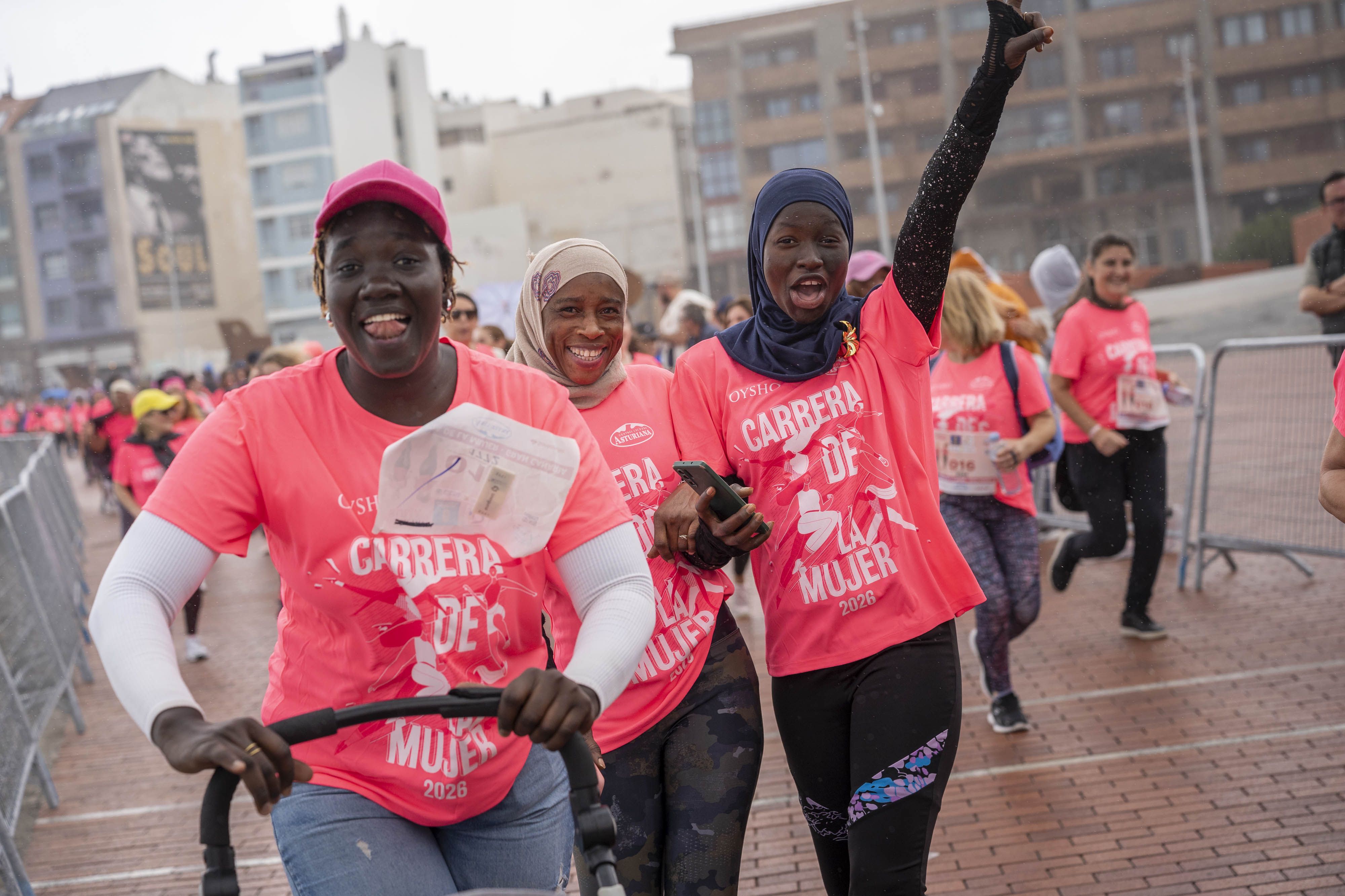Las mejores fotos de la Carrera de la Mujer Central Lechera Asturiana de Gran Canaria 2026. Alex Basha   211