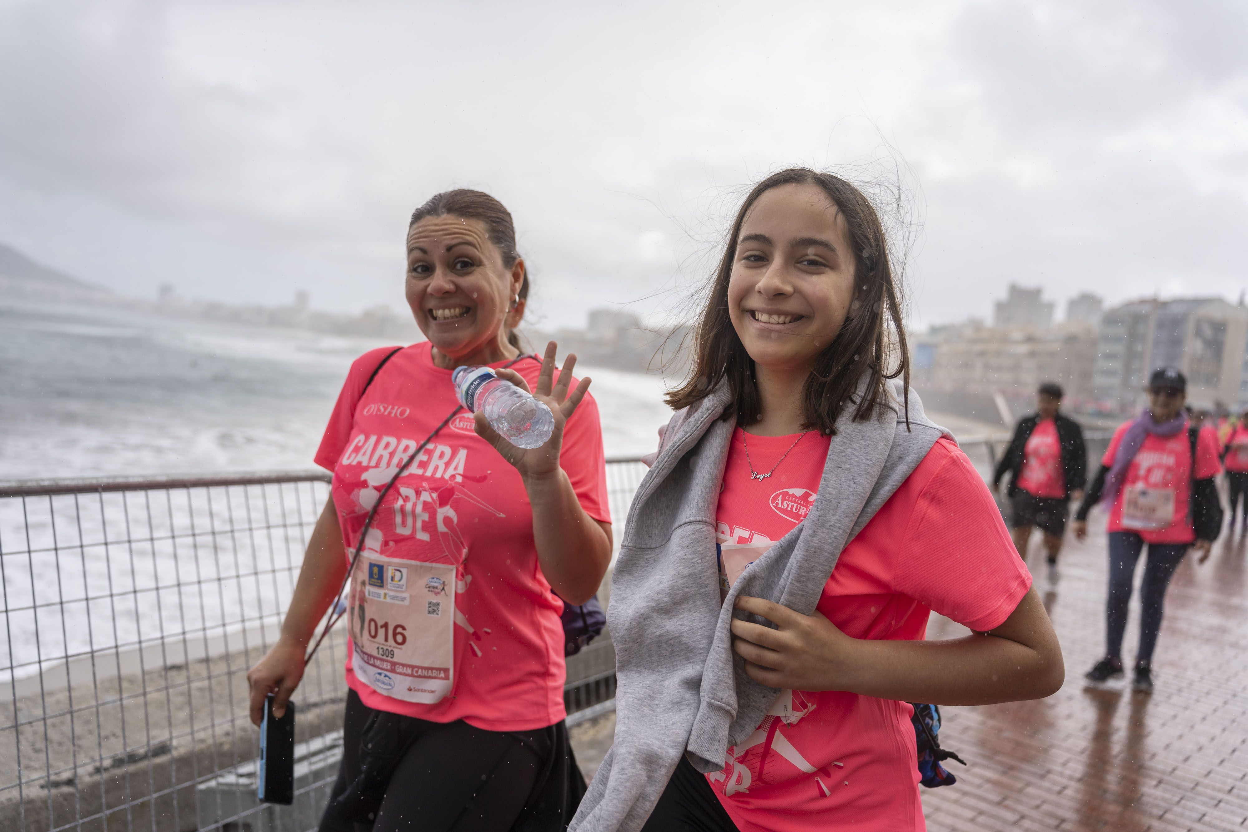Las mejores fotos de la Carrera de la Mujer Central Lechera Asturiana de Gran Canaria 2026. Alex Basha   226