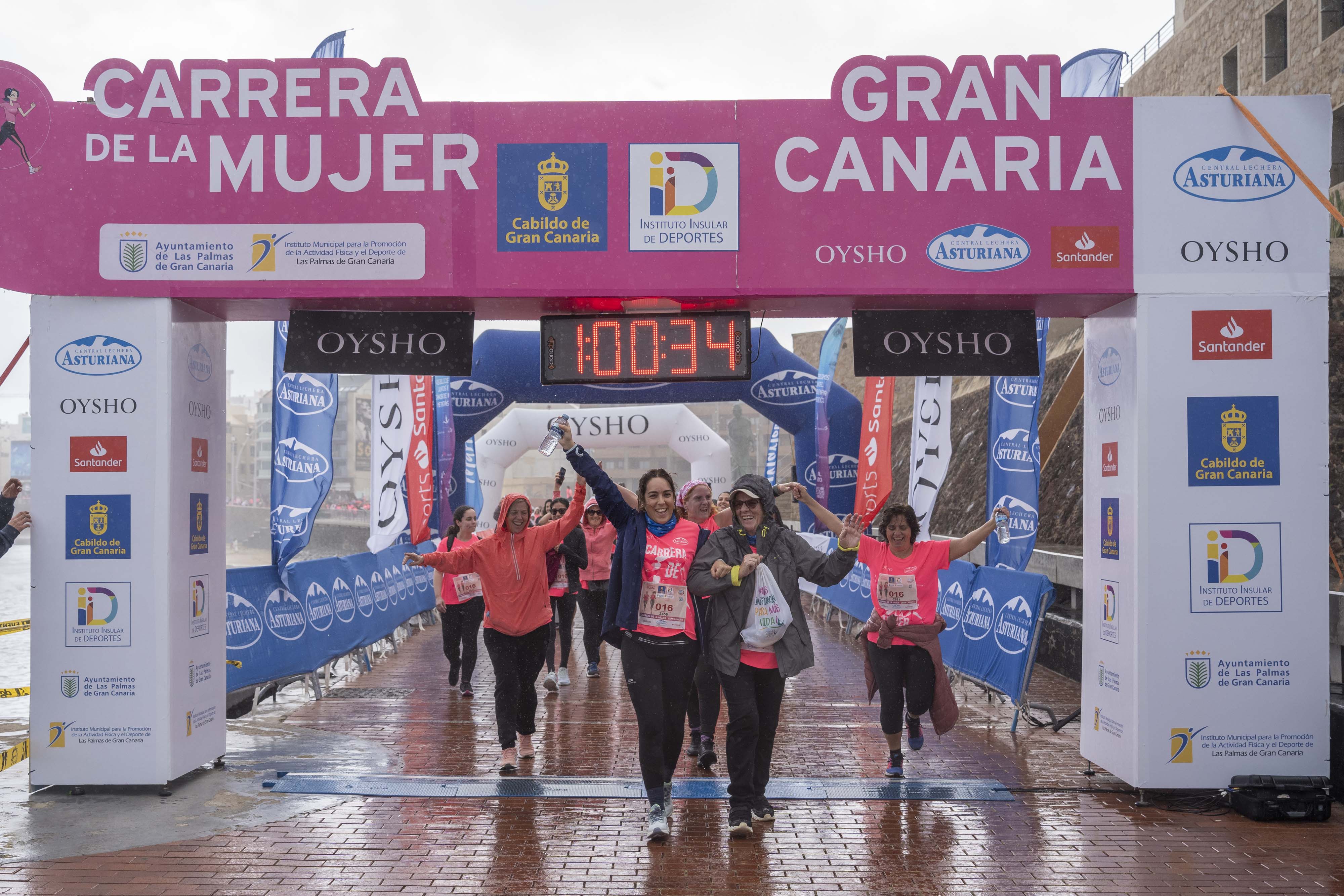 Las mejores fotos de la Carrera de la Mujer Central Lechera Asturiana de Gran Canaria 2026. Alex Basha   239