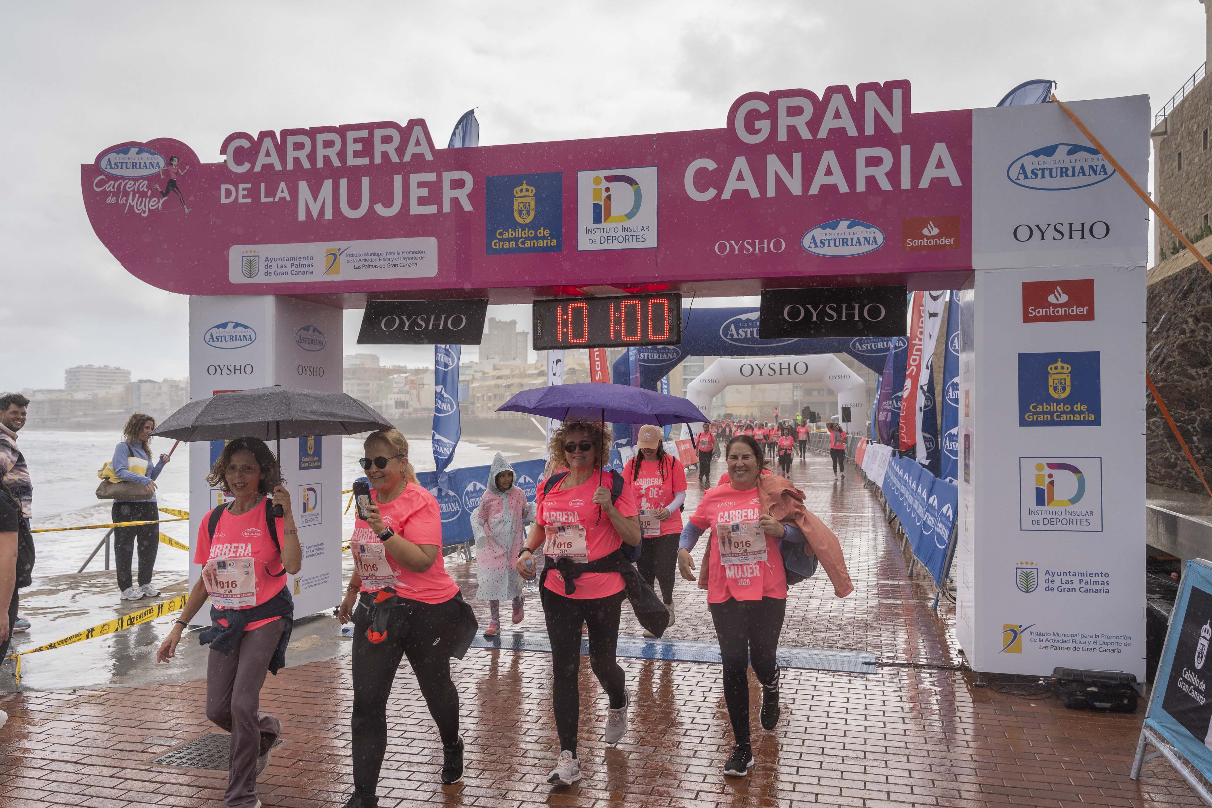 Las mejores fotos de la Carrera de la Mujer Central Lechera Asturiana de Gran Canaria 2026. Alex Basha   242