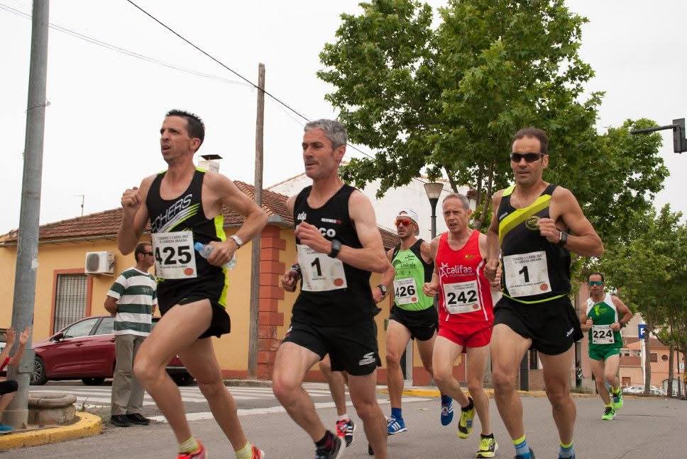 Martín Fiz fue una de las grandes estrellas de la carrera de La Carolina