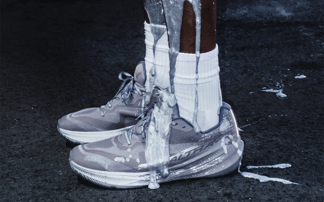 Altra x PLEASURES