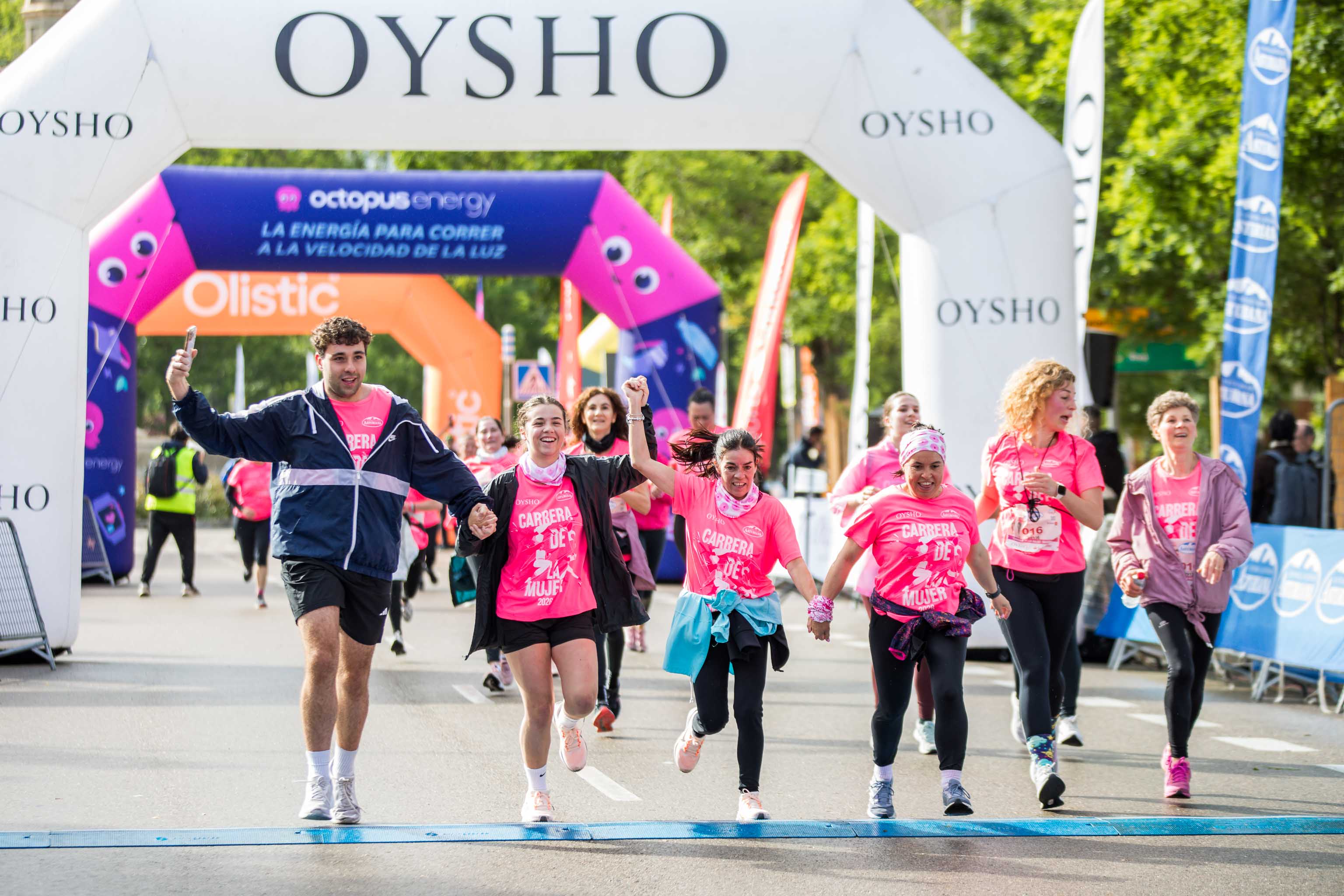 Las mejores fotos de la Carrera de la Mujer de Madrid 2026. LateMiLente 9