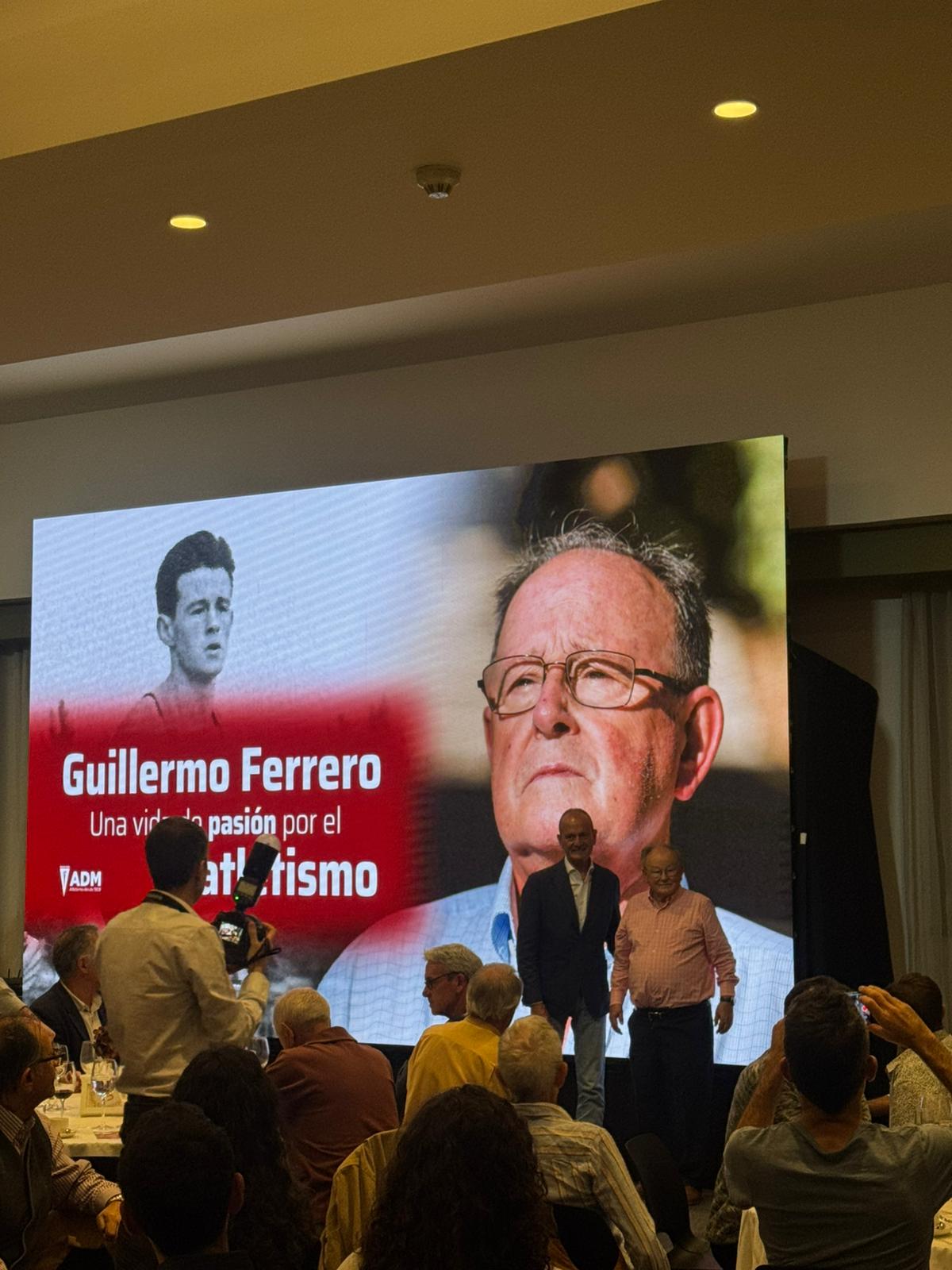 Guillermo Ferrero con Eduardo Ajuria Presidente de la AD Marathon