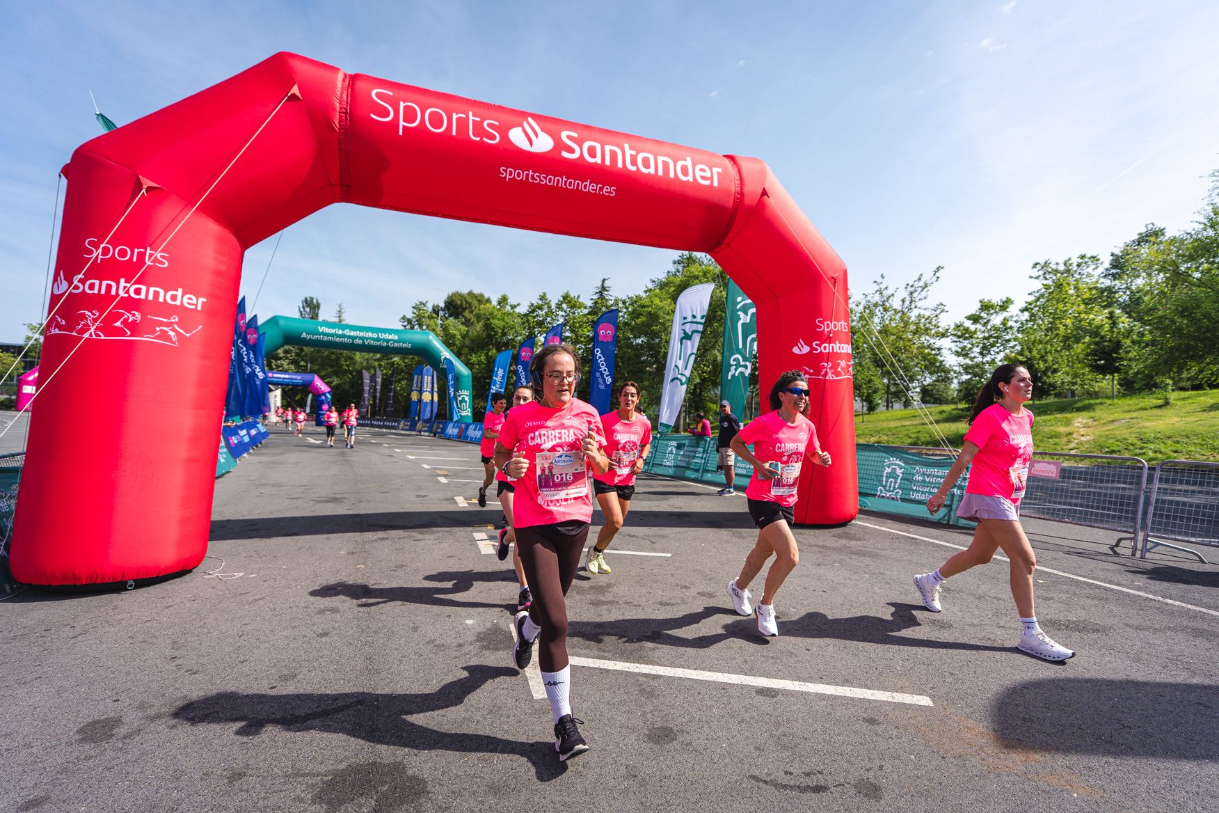 Las mejores fotos de la Carrera de la Mujer Central Lechera Asturiana de Vitoria Gasteiz 2026.  148379