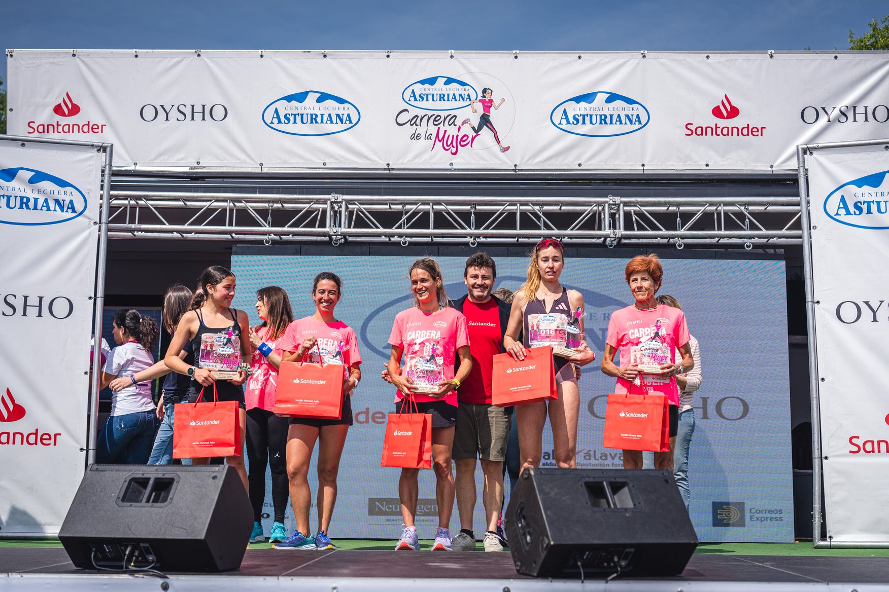 Las mejores fotos de la Carrera de la Mujer Central Lechera Asturiana de Vitoria Gasteiz 2026.  148581