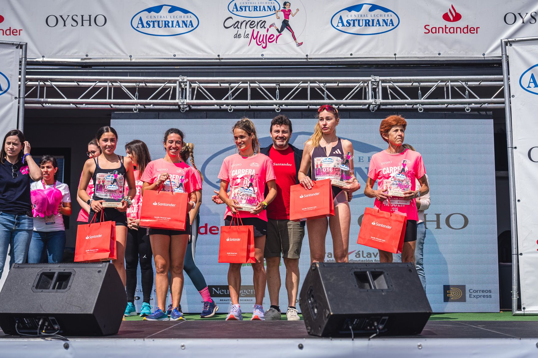 Las mejores fotos de la Carrera de la Mujer Central Lechera Asturiana de Vitoria Gasteiz 2026.  148584