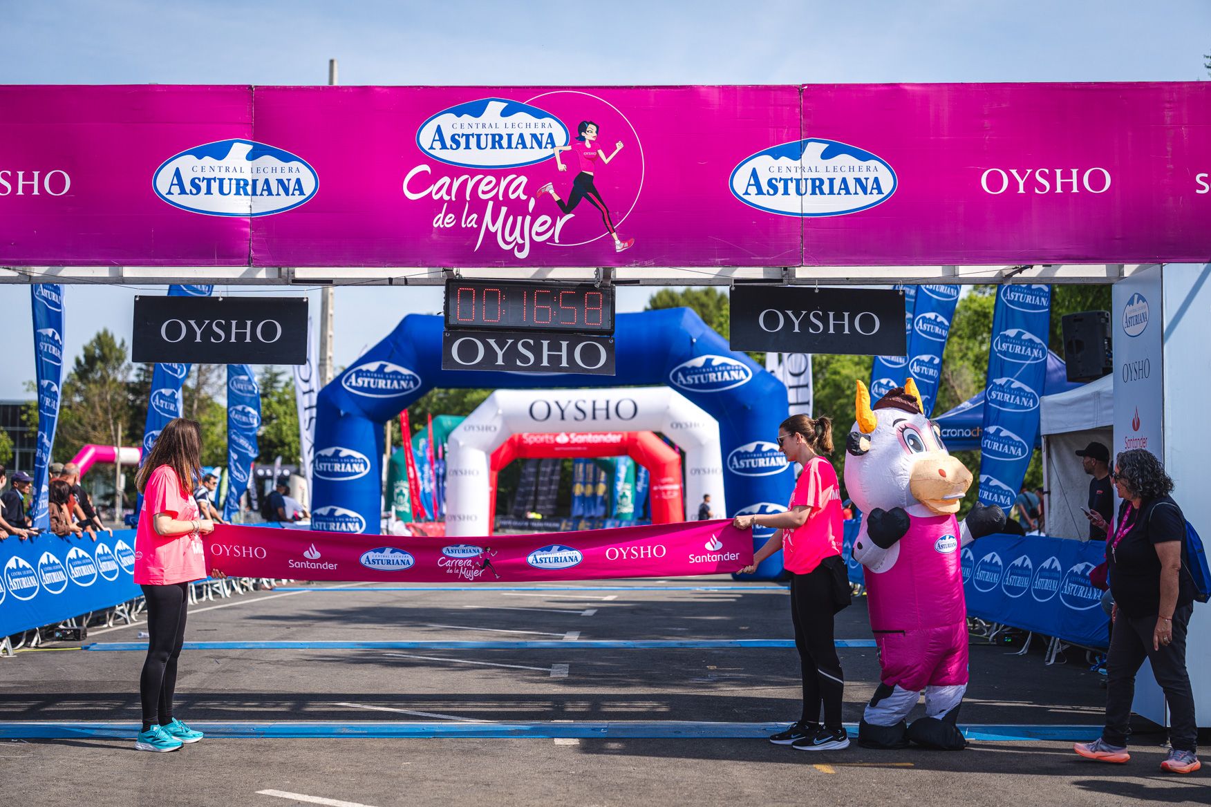 Las mejores fotos de la Carrera de la Mujer Central Lechera Asturiana de Vitoria Gasteiz 2026.  148286