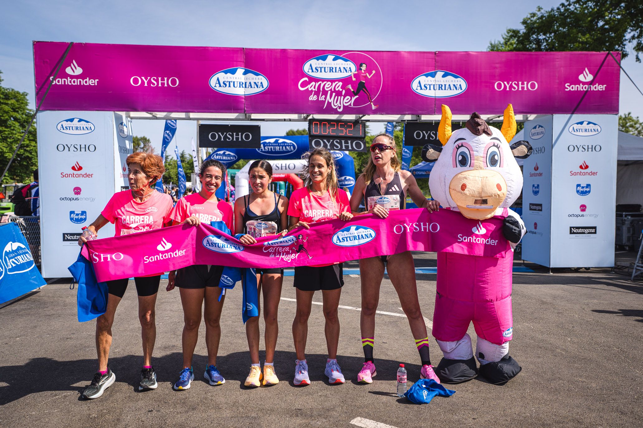 Las mejores fotos de la Carrera de la Mujer Central Lechera Asturiana de Vitoria Gasteiz 2026.  148338