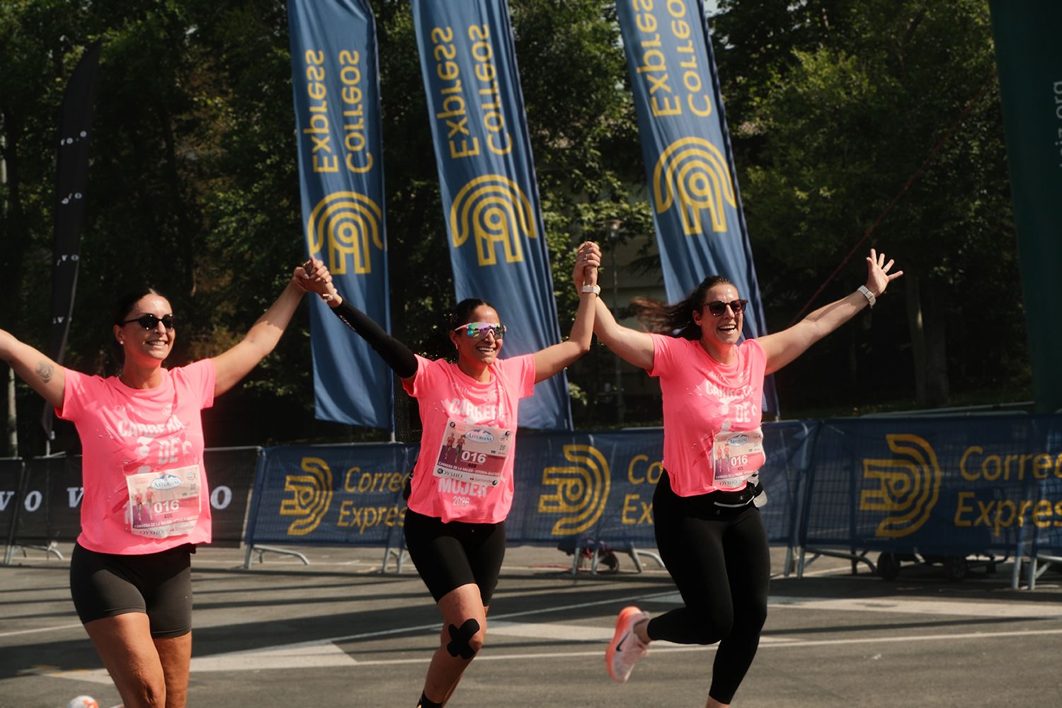Más fotos de la Carrera de la Mujer de Vitoria 2026 celebrada el 31 de mayo.   9970