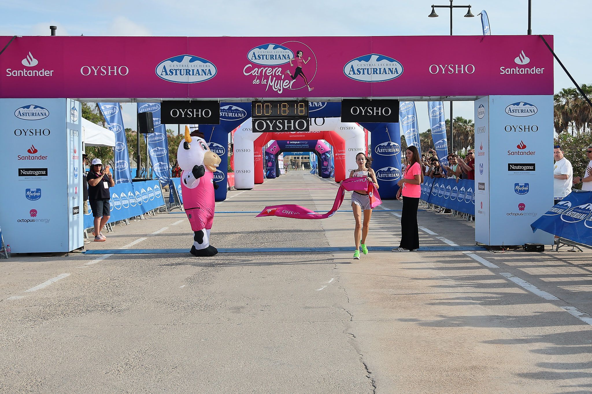 Las mejores fotos de la Carrera de la Mujer de Valencia 2026.0088