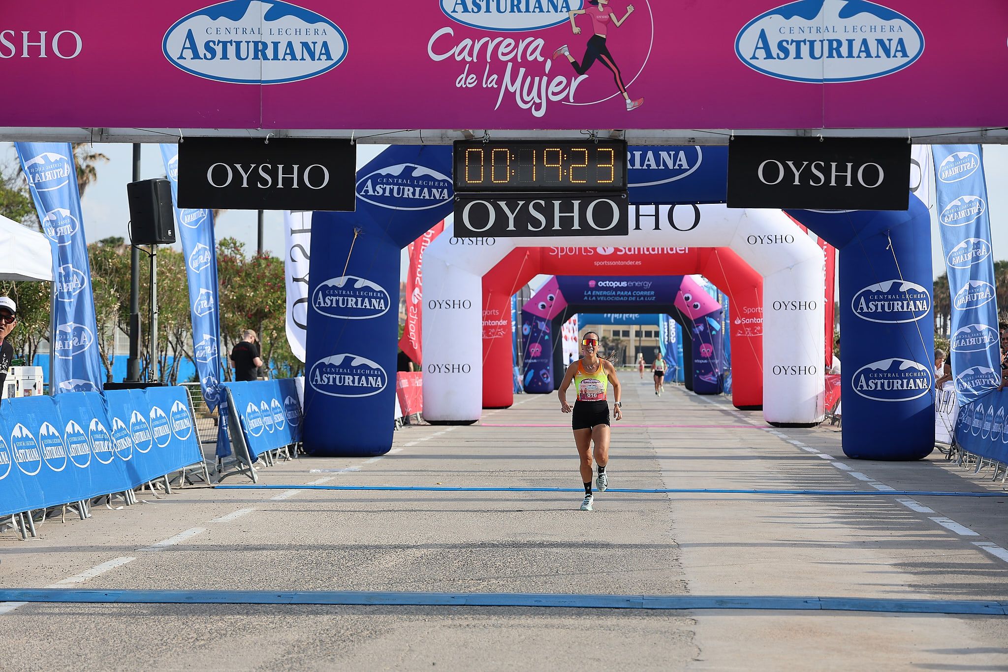 Las mejores fotos de la Carrera de la Mujer de Valencia 2026.0127