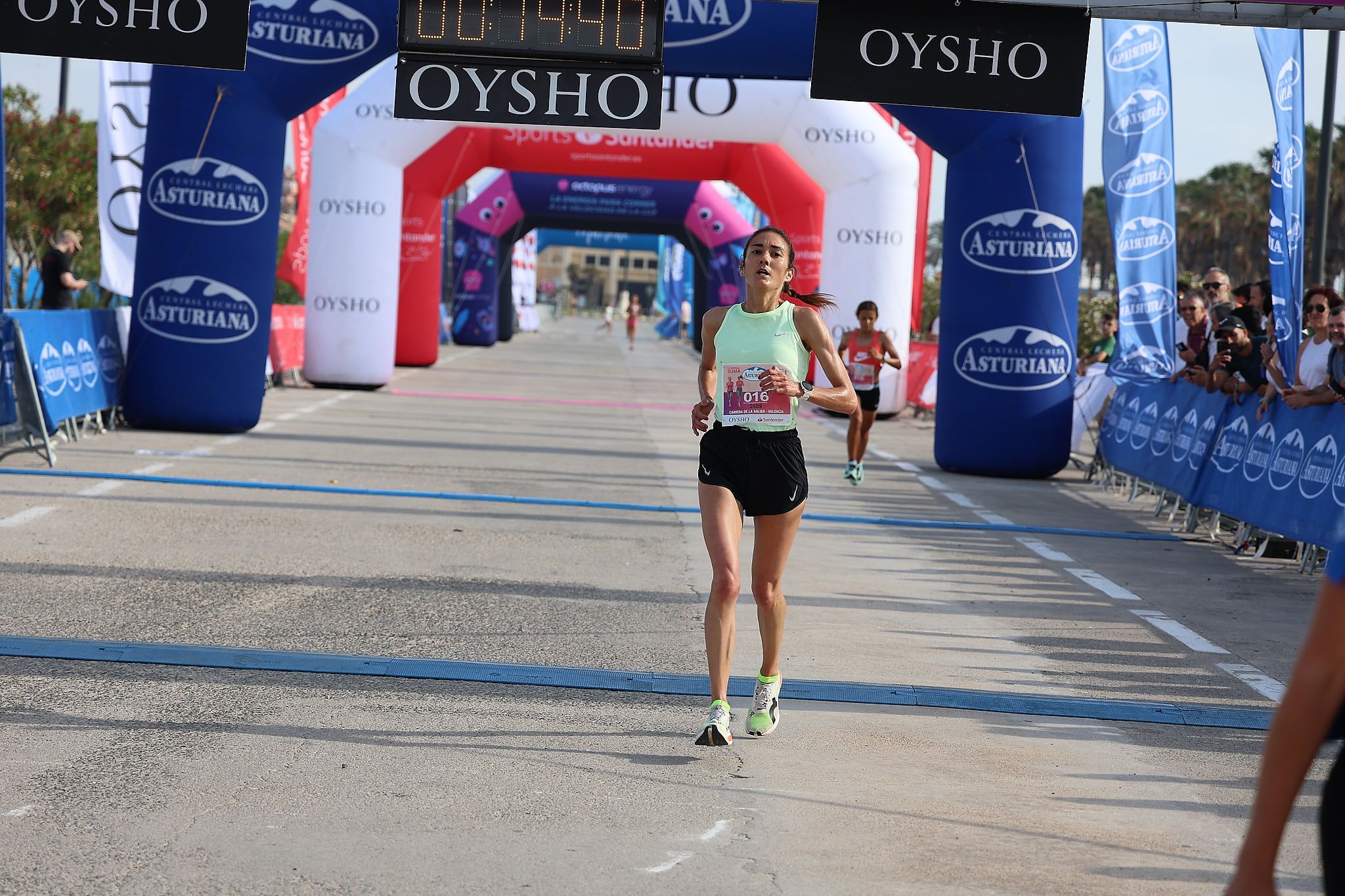 Las mejores fotos de la Carrera de la Mujer de Valencia 2026.0137