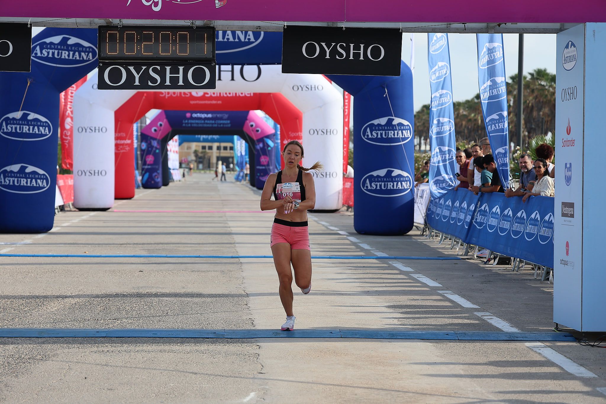 Las mejores fotos de la Carrera de la Mujer de Valencia 2026.0155